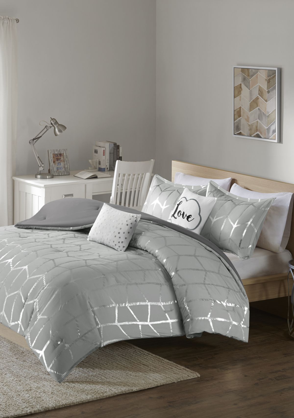Raina Gray and Silver Comforter Set 