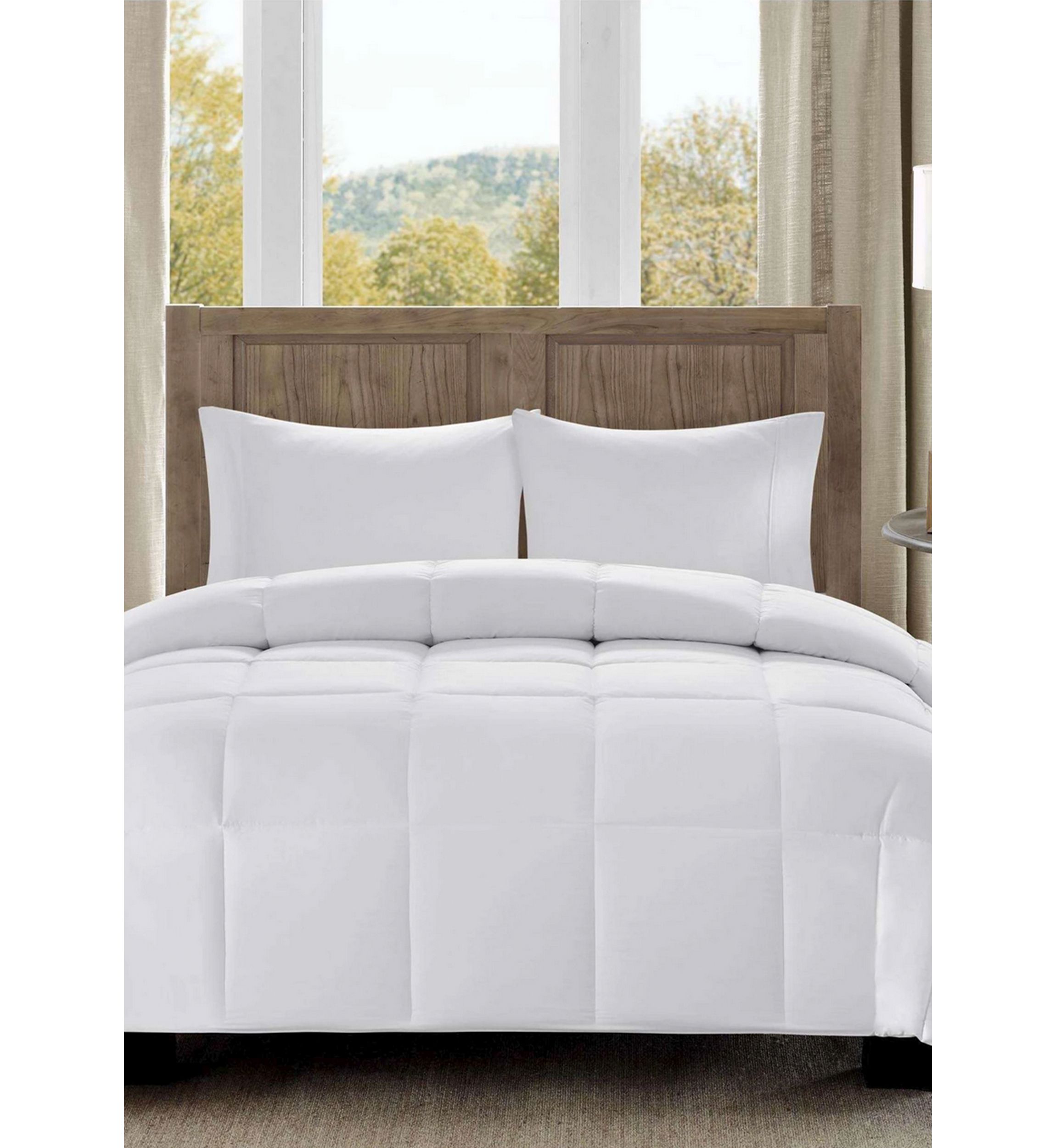 Winfield Percale Luxury Down Alternative Comforter