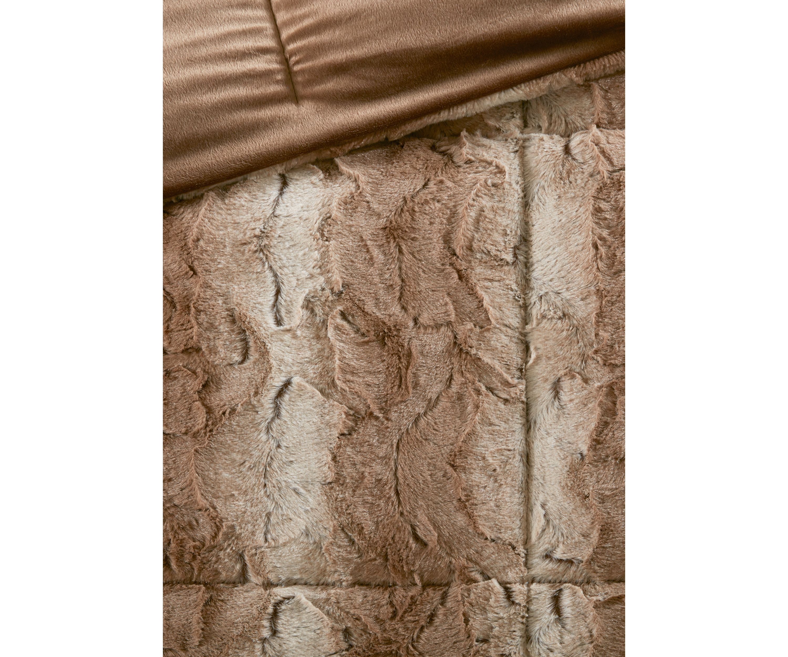 Zuri 4 Piece Faux Fur Comforter Set