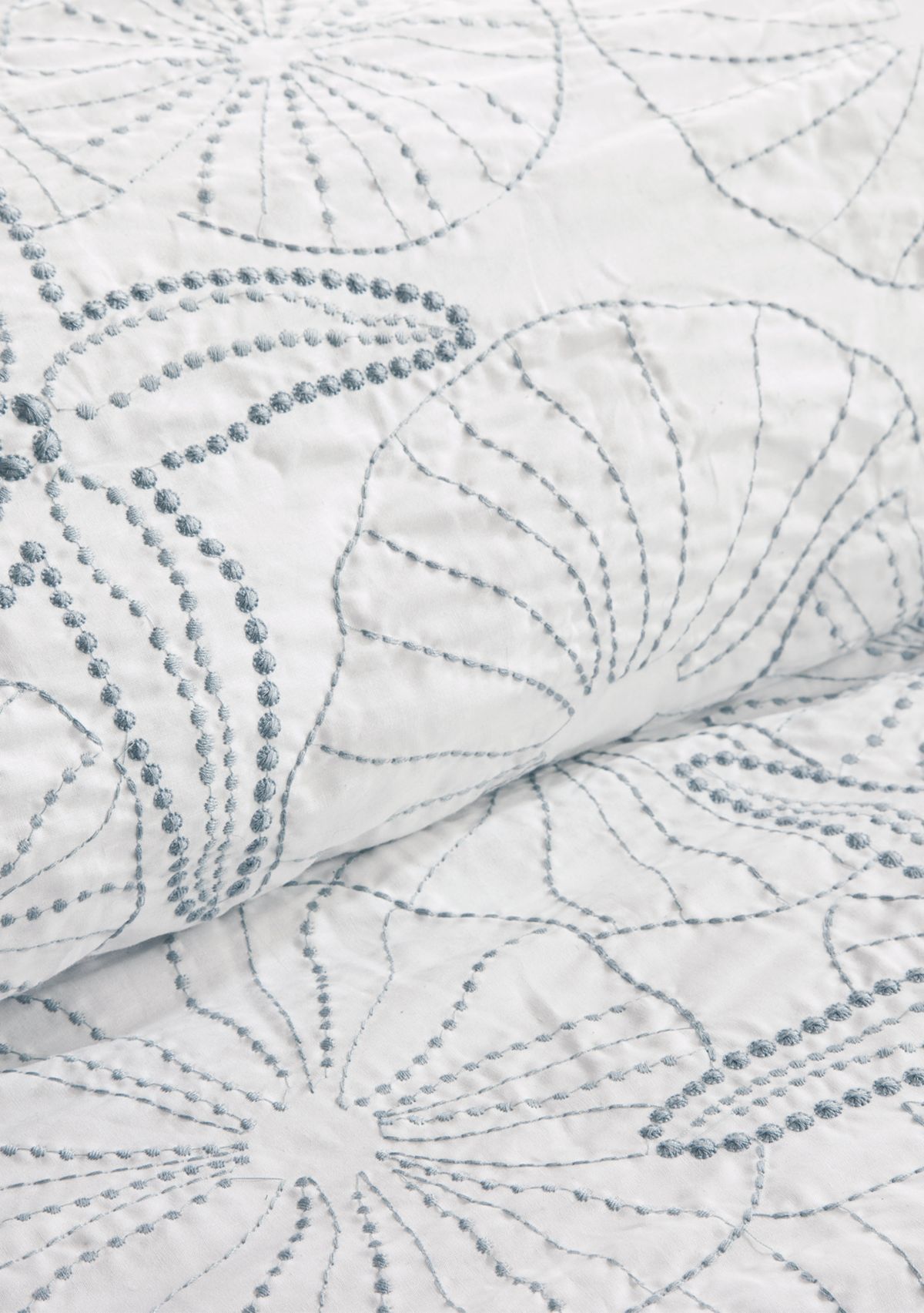 Maya Bay Comforter Set