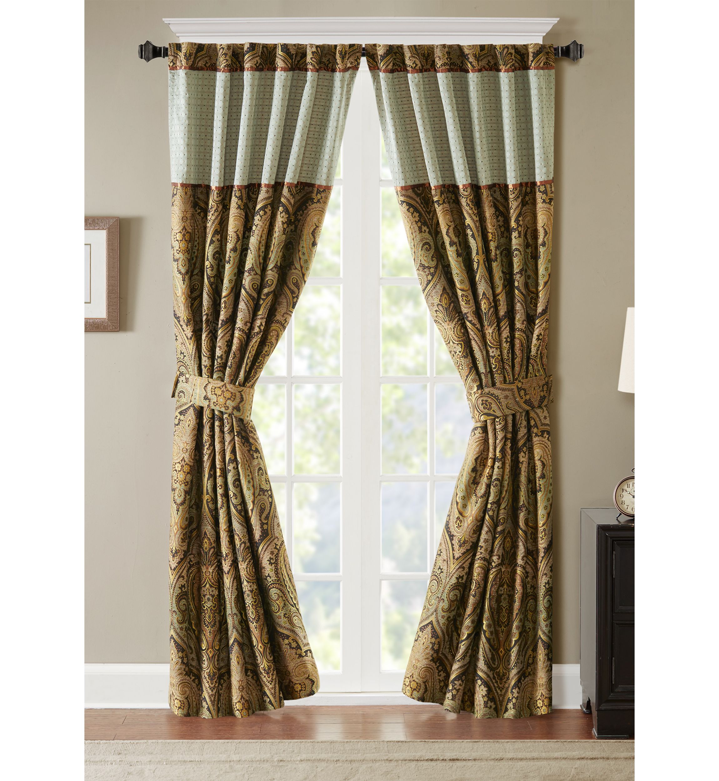 Canovia Springs Window Panel