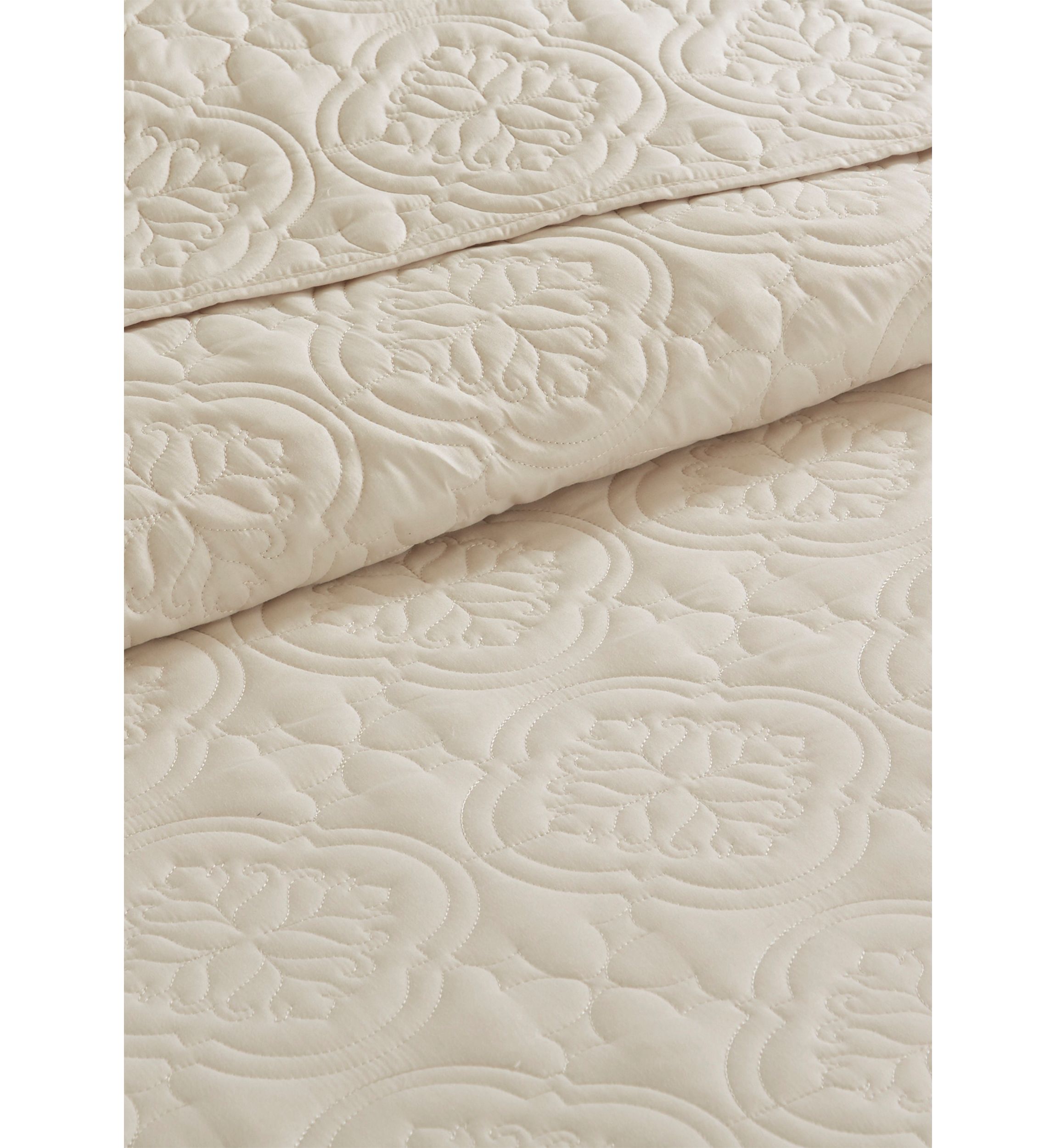 Oakley 3 Piece Reversible Bedspread Set
