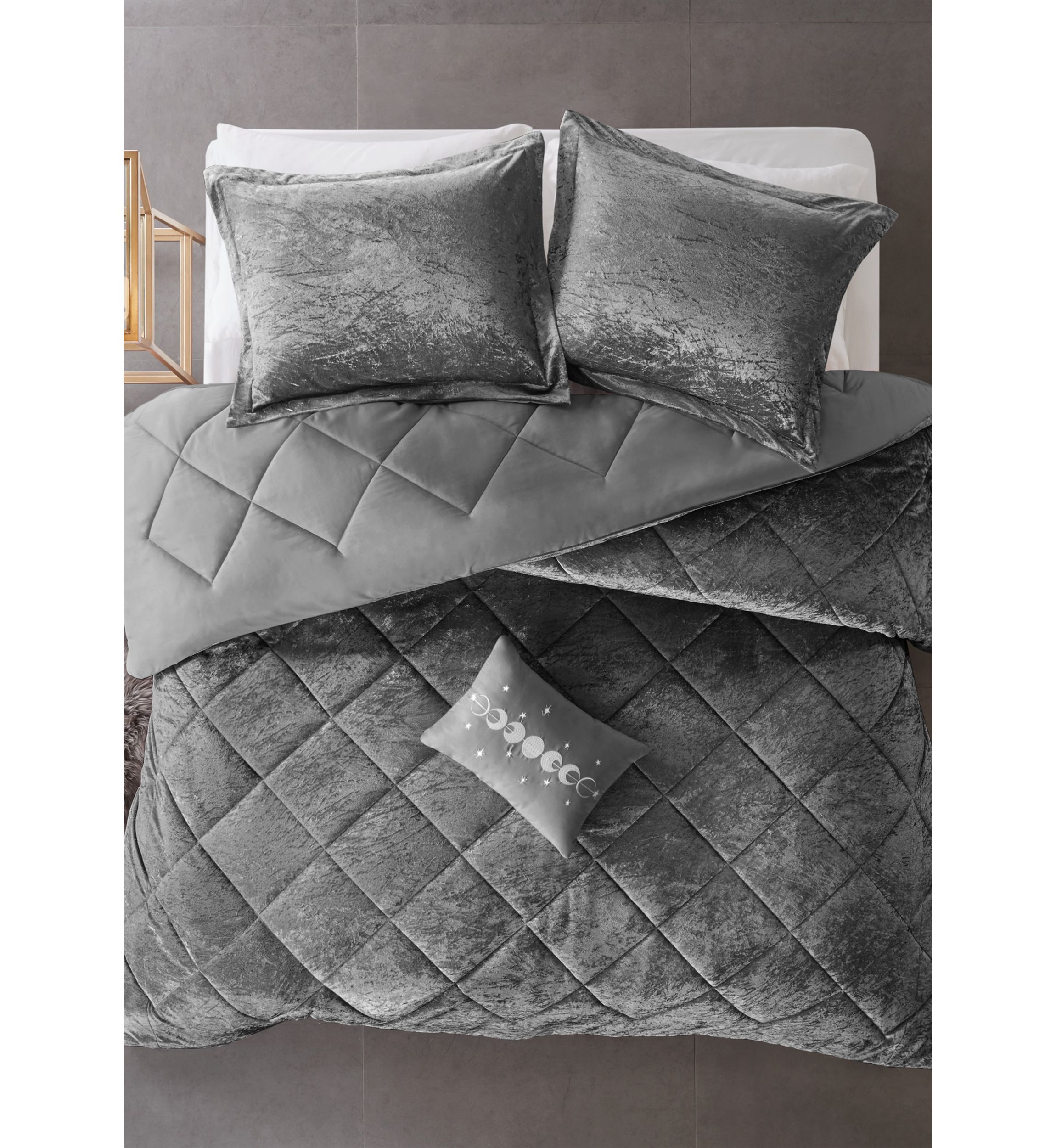 Felicia Velvet Comforter Set with Throw Pillow