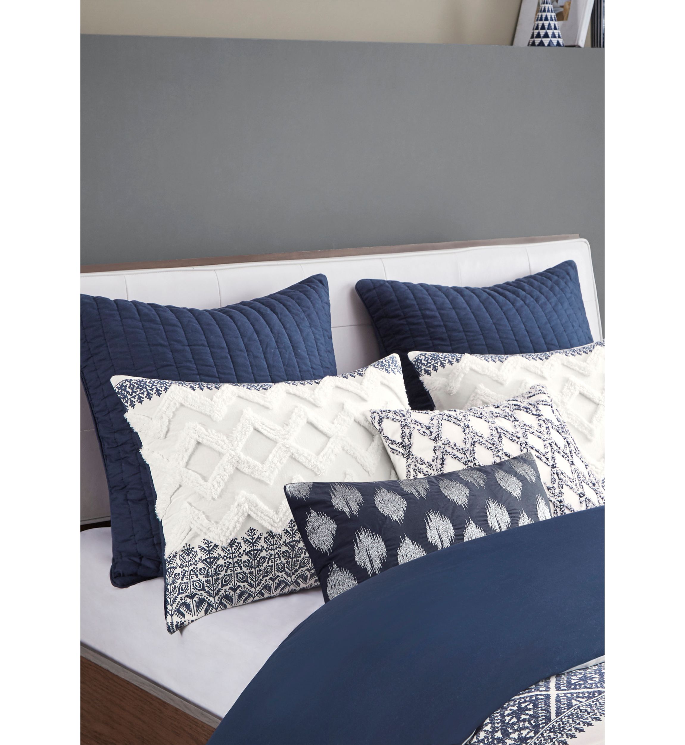 Mila Cotton Printed Comforter Set with Chenille