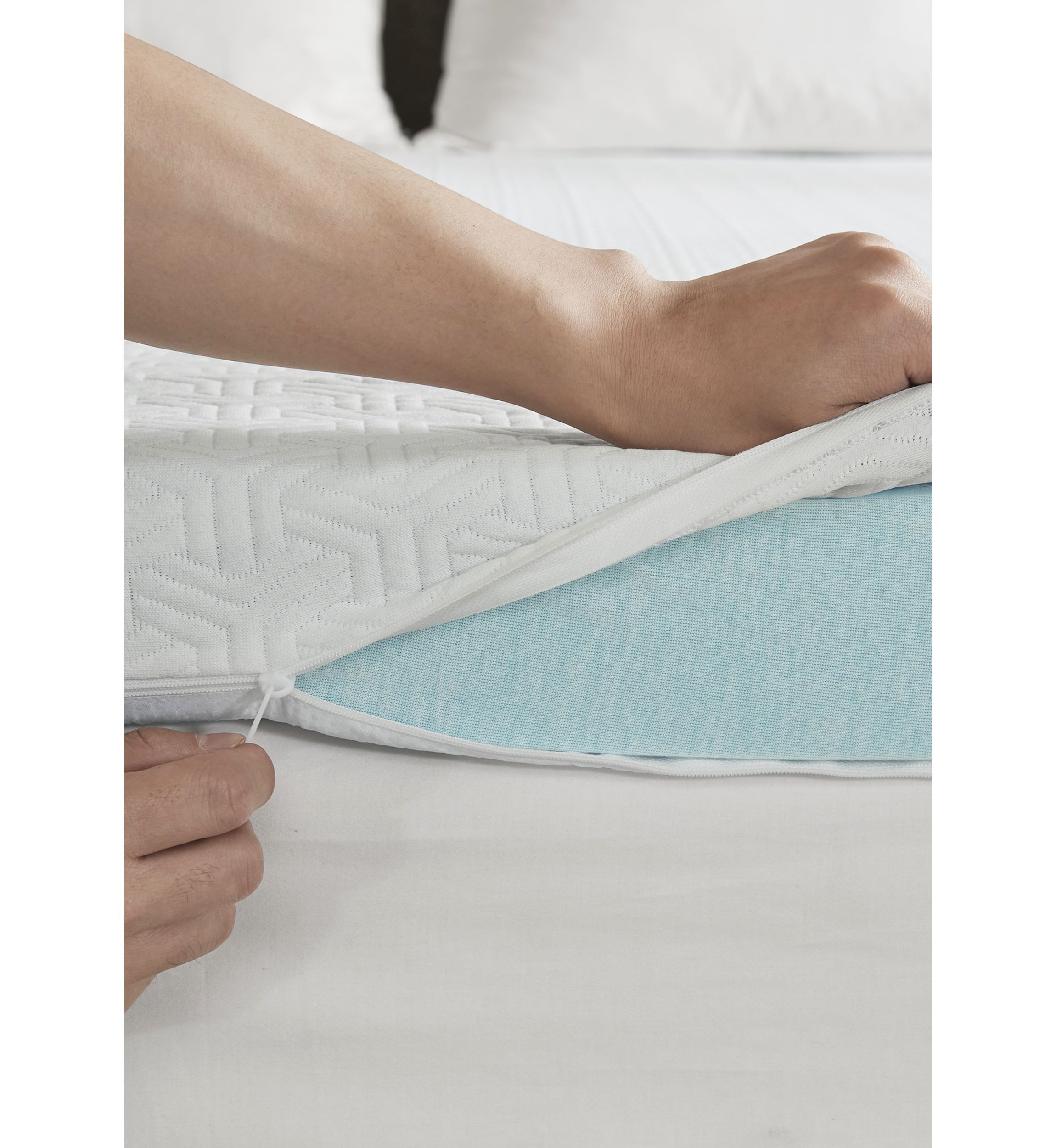 3 in Gel Memory Foam with 3M Cover Mattress Topper with 3M Moisture Management
