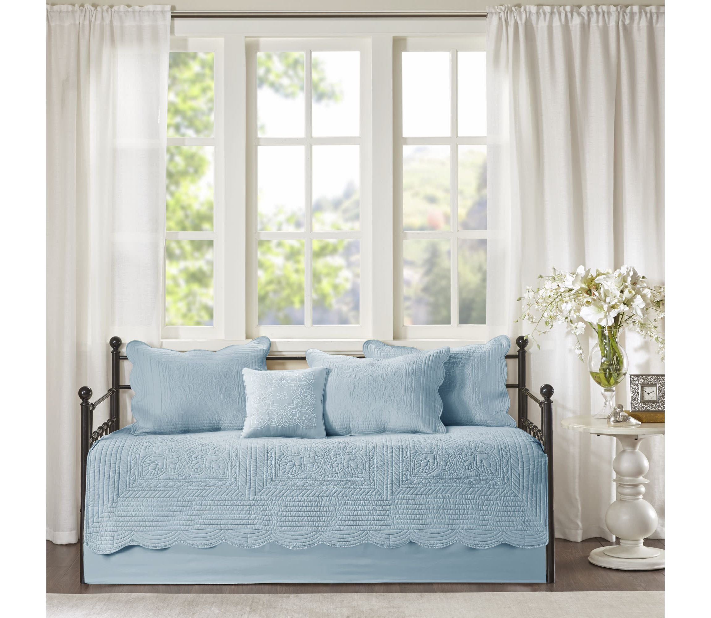 Tuscany 6 Piece Reversible Scalloped Edge Daybed Cover Set