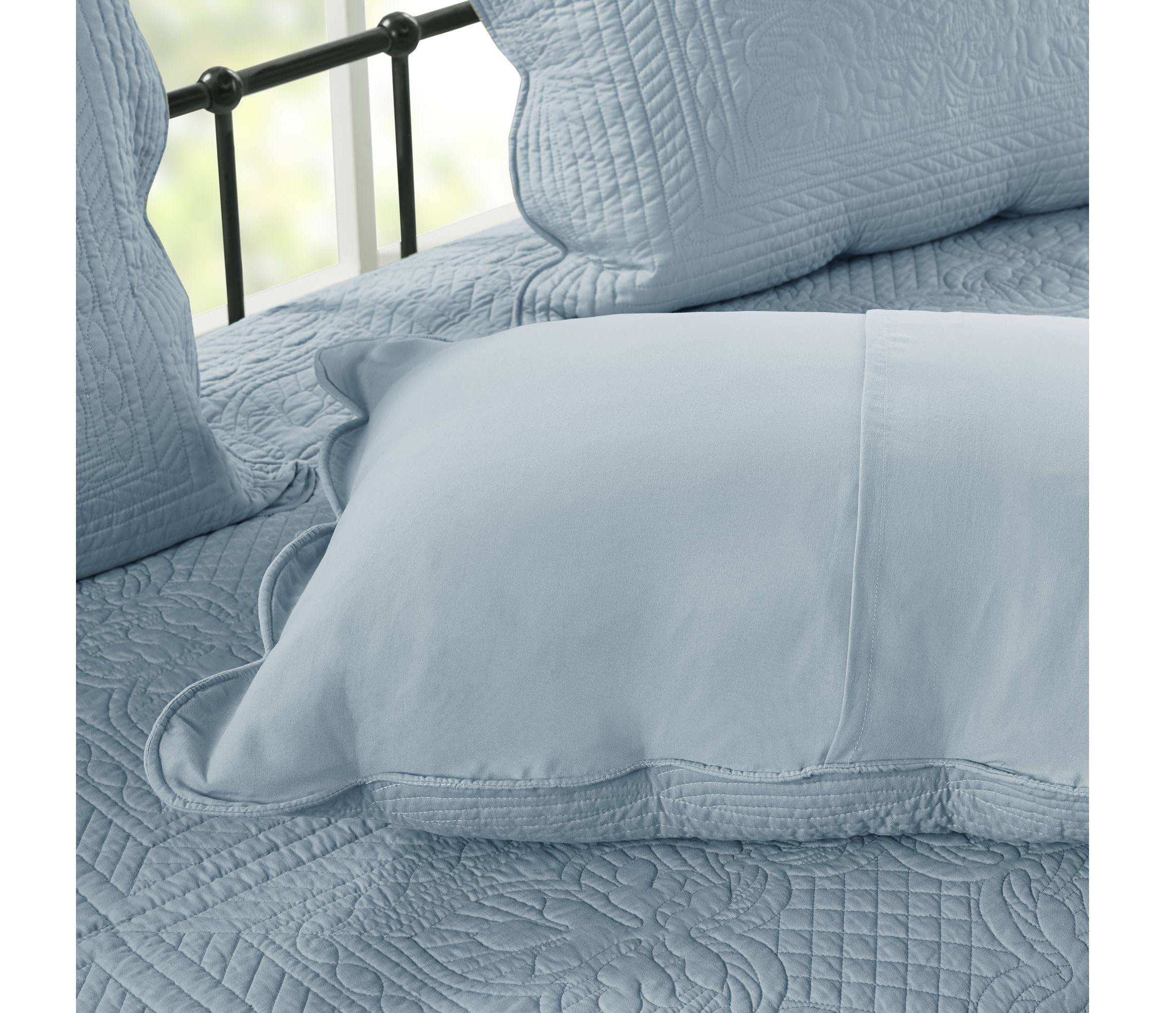 Tuscany 6 Piece Reversible Scalloped Edge Daybed Cover Set