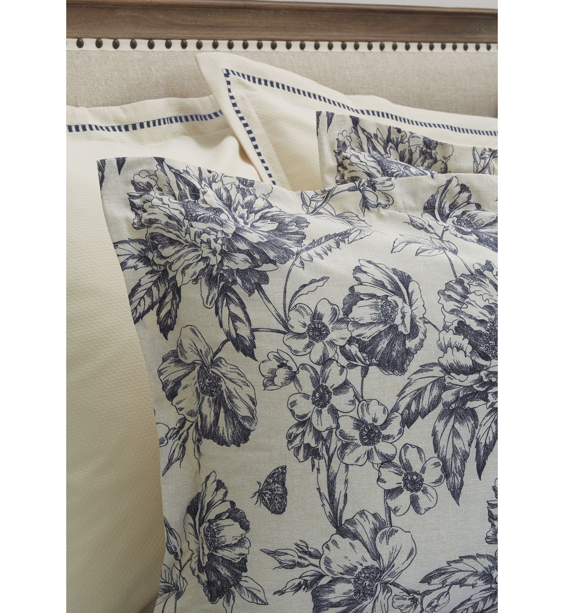 Floral Comforter Set