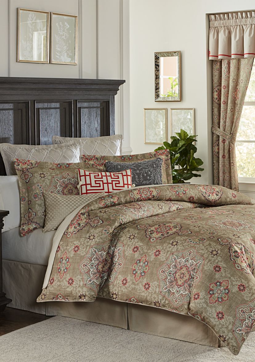 Perennial 4 Piece Comforter set