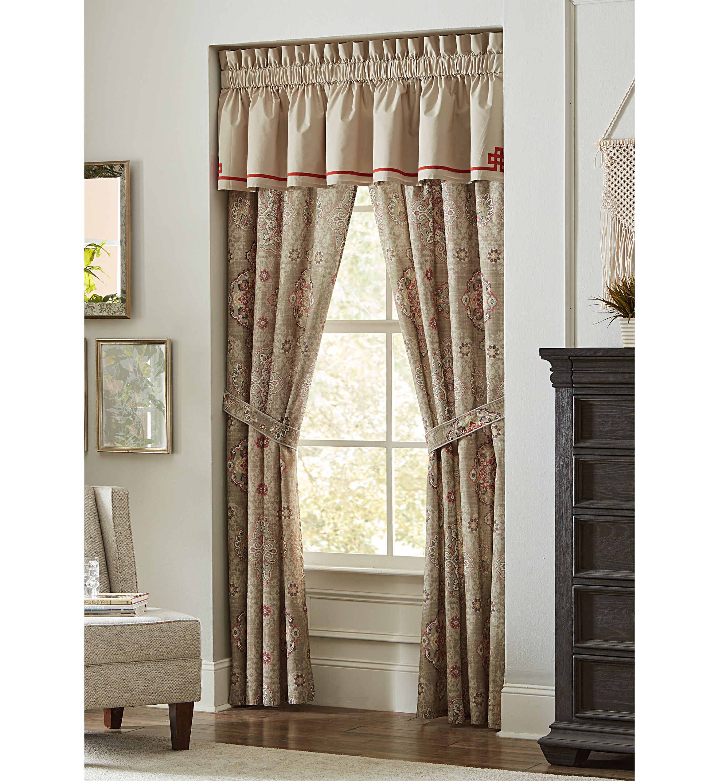 Perennial Coordinating Valance