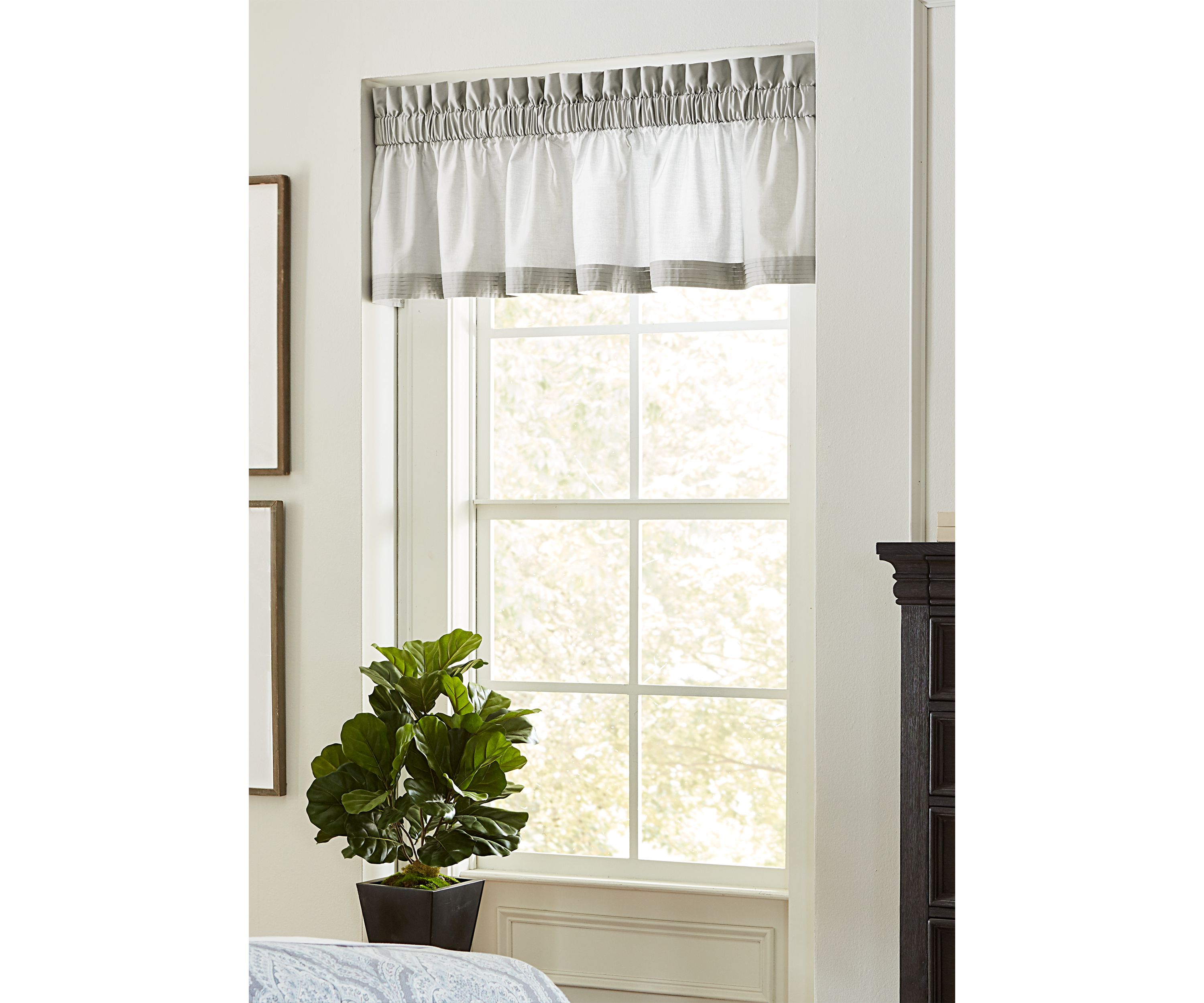 Maggiore Valance