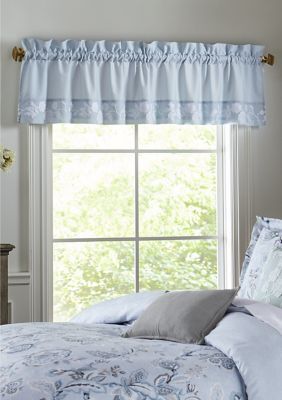 Lila Valance