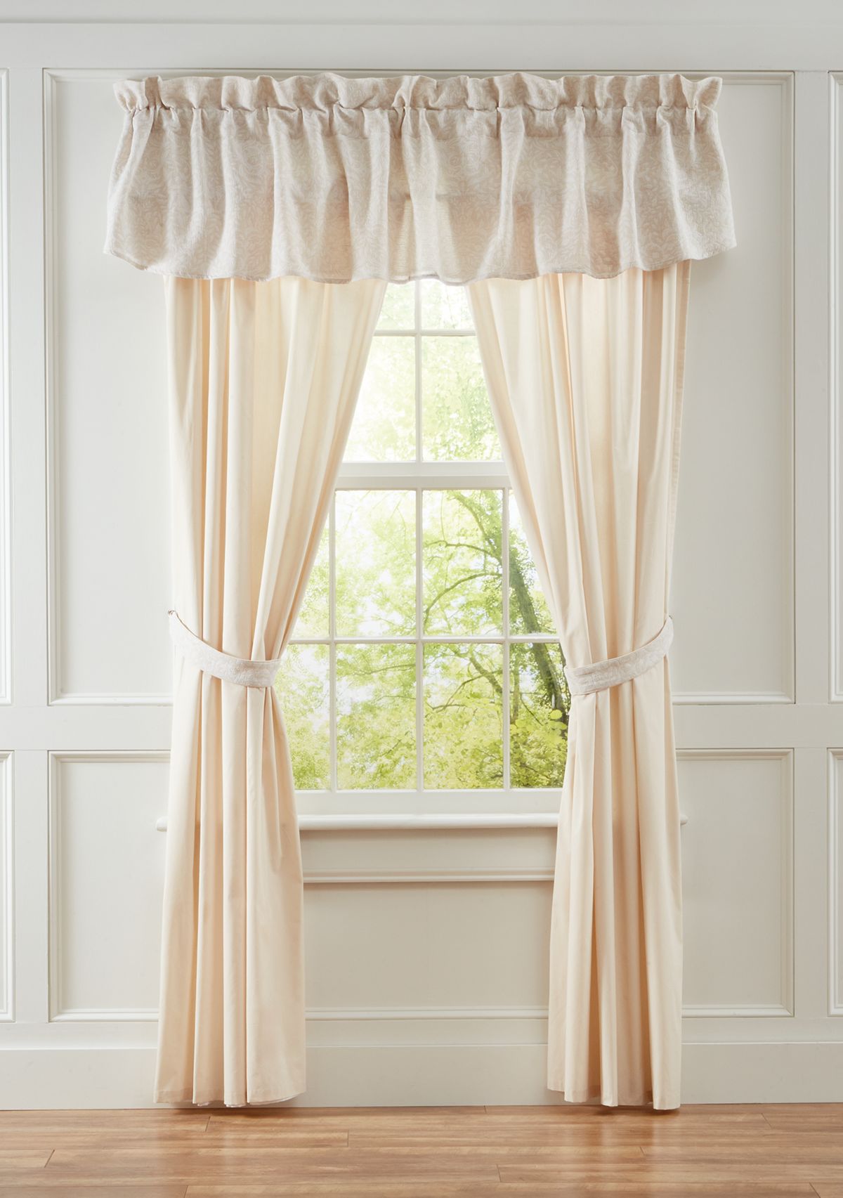 Jacquard Valance 