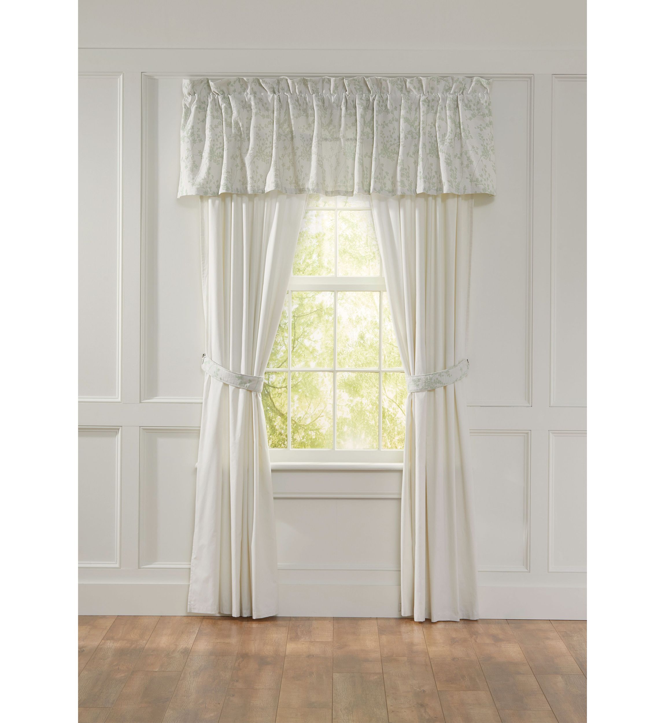 Impressions Drape with Tie Backs 