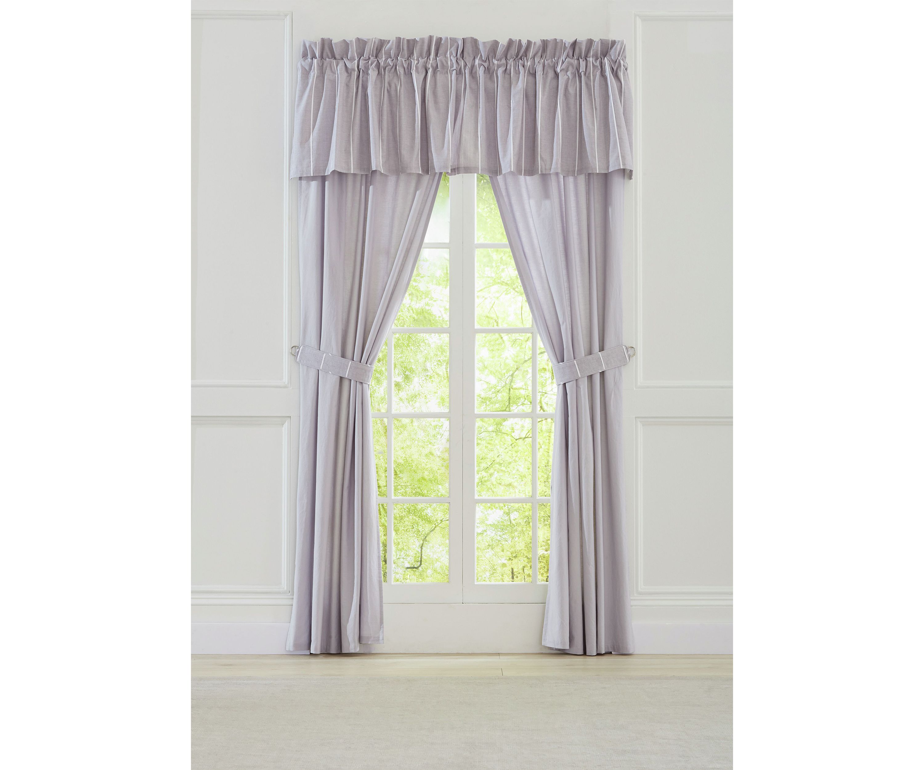 Pilsado Drape Set with Tie Backs