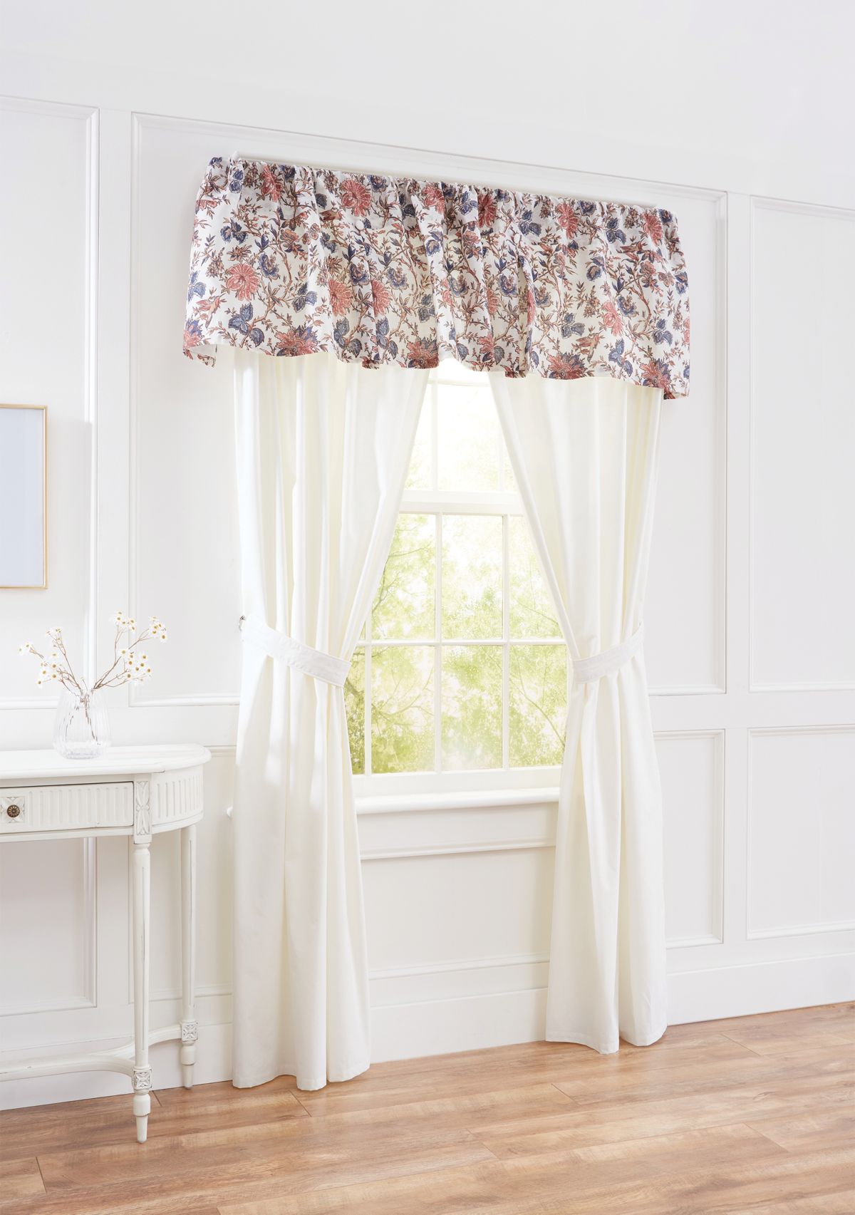 Americana First Blooms Drapes