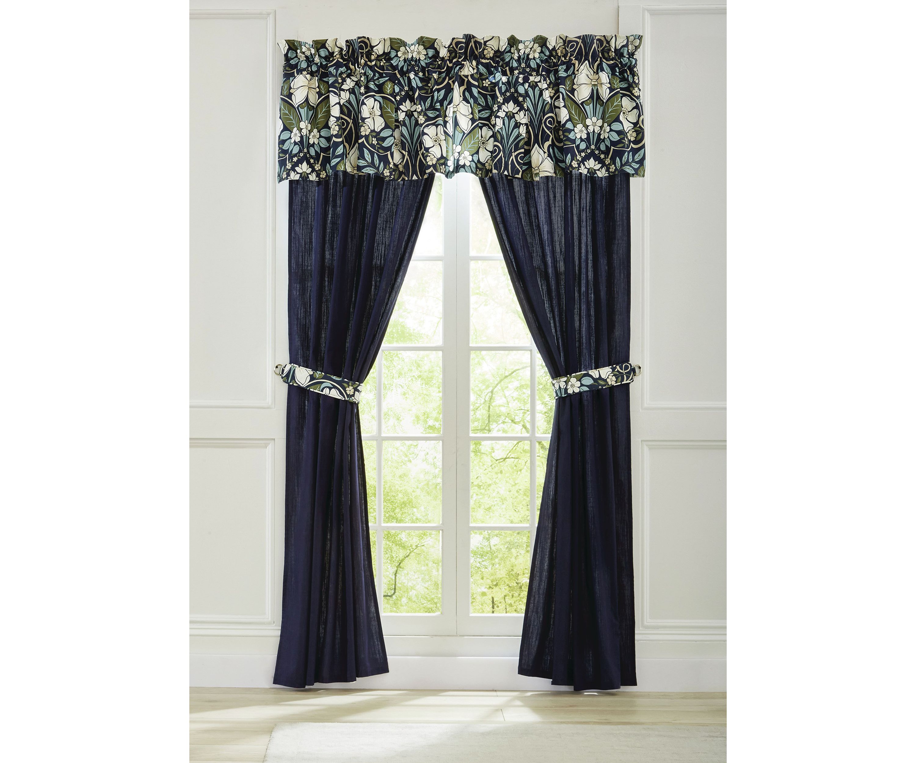 Rococo Scalloped 71-80 Valance 