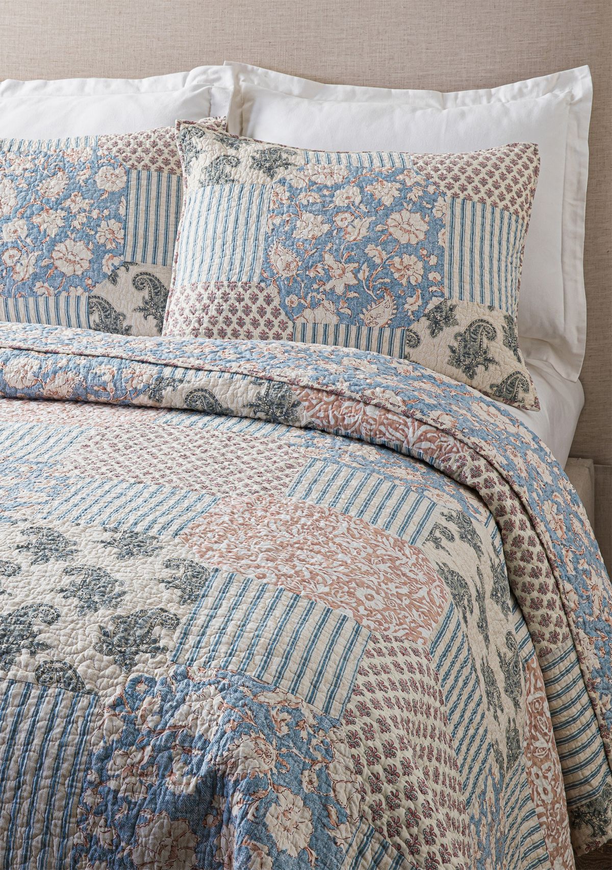 Provencal Rose 3-Piece Quilt Set