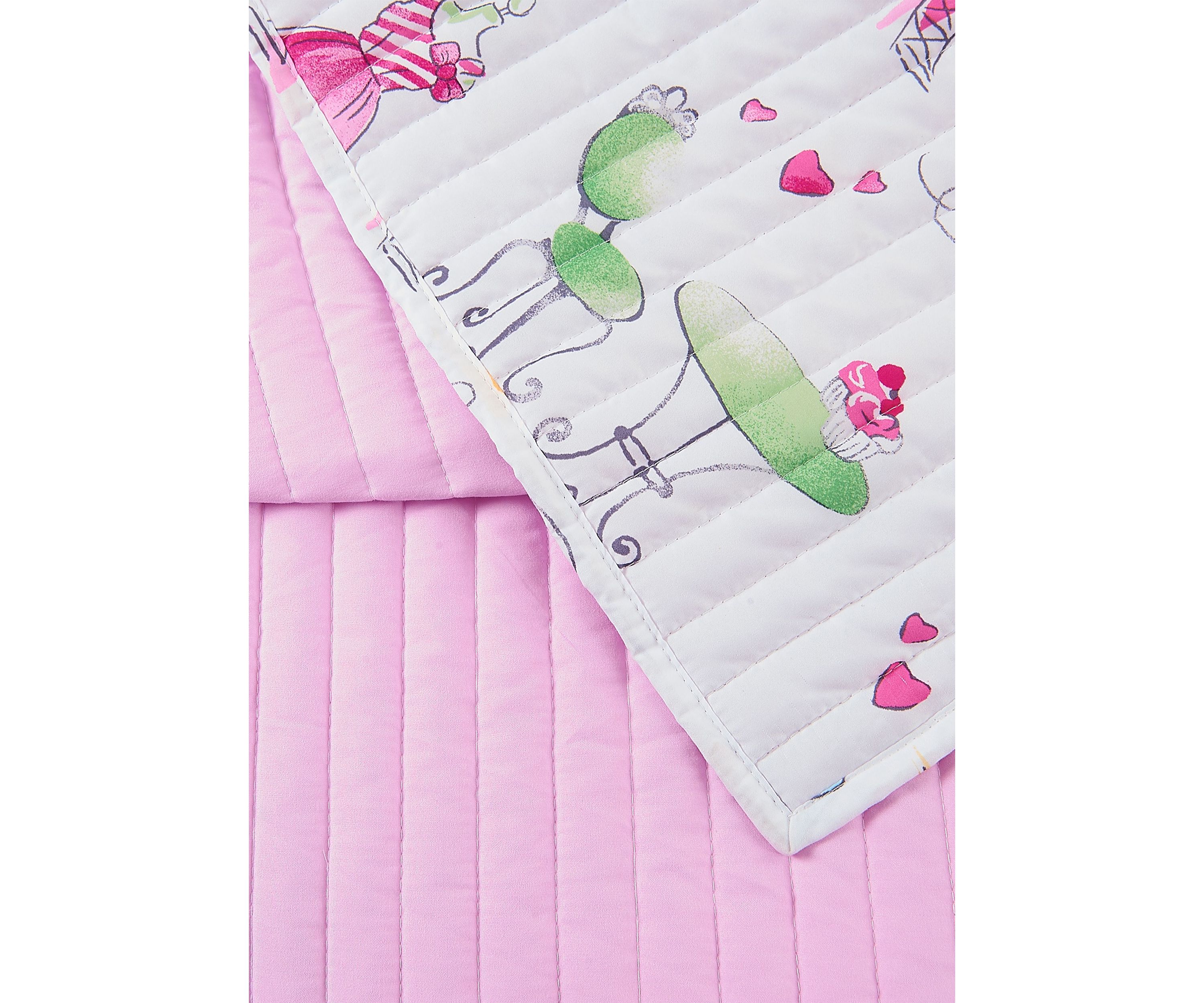 Pretty in Paris Quilt Set