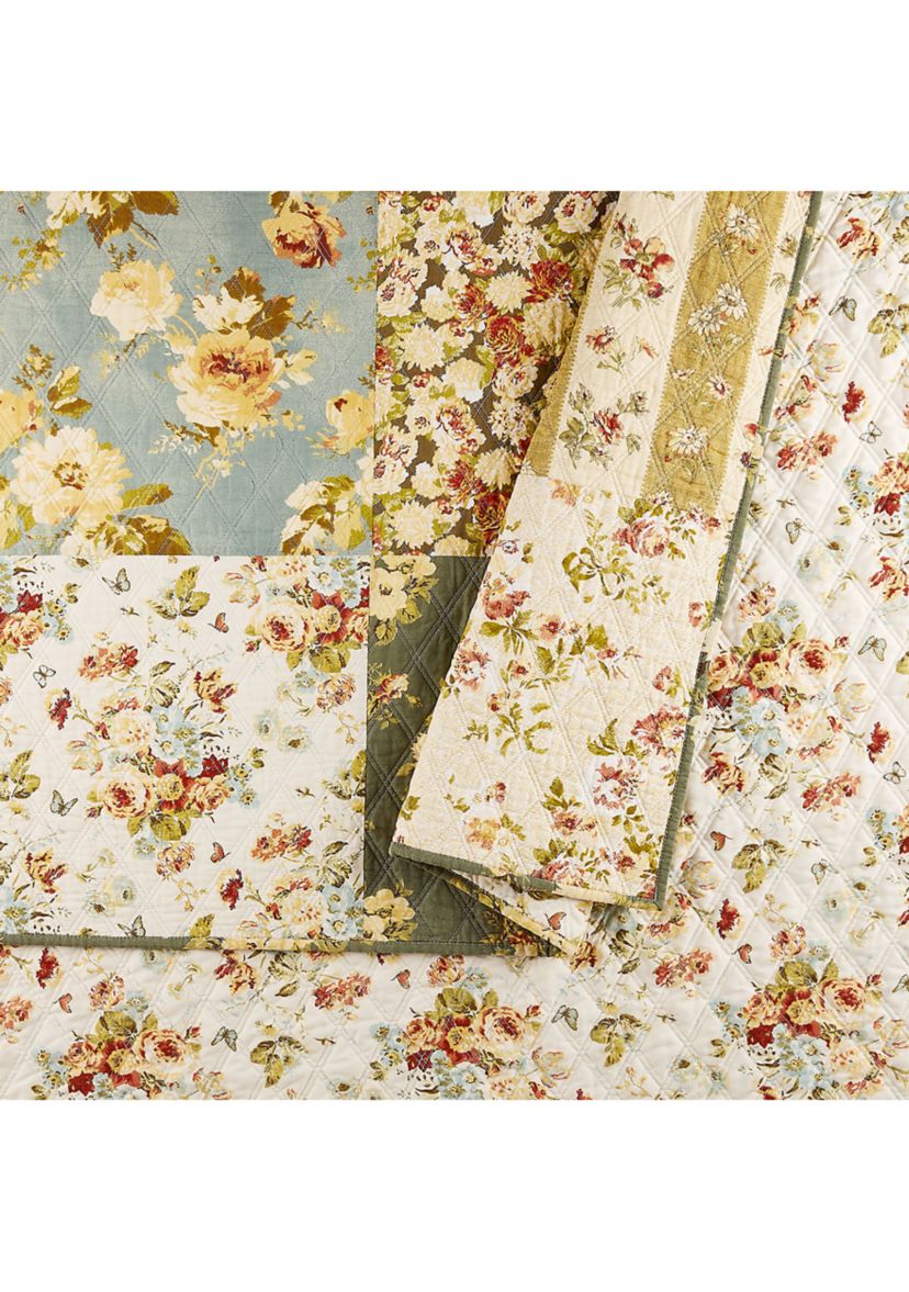 Floral Patch Quilt Set