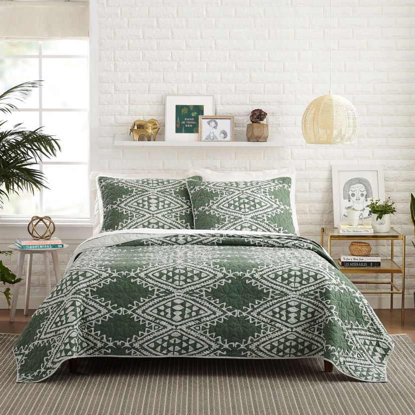 Aisha Quilt Set by Jungalow