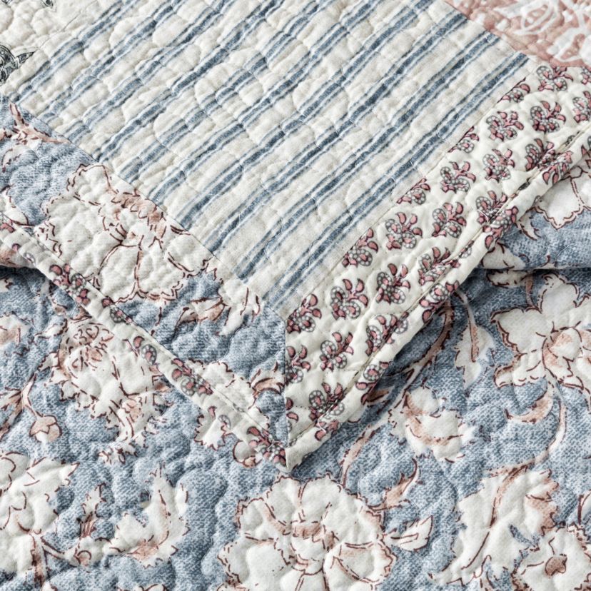 Provencal Rose 3-Piece Quilt Set