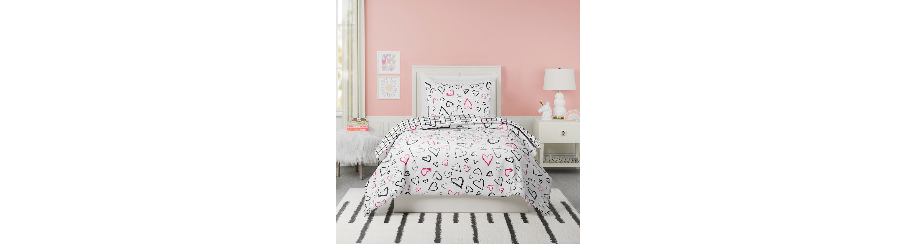 Roxy Hearts Reversible Comforter Set