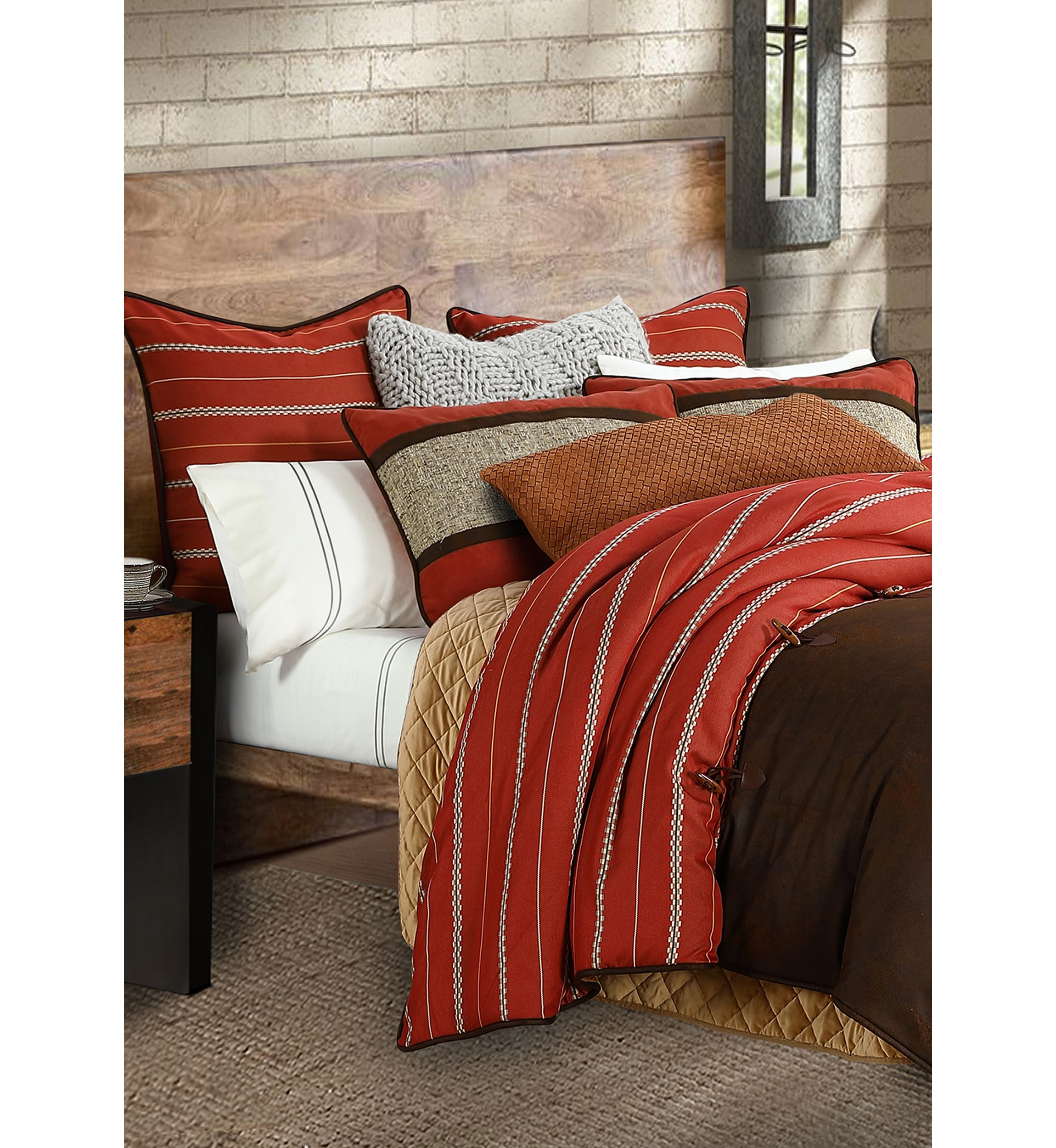 Carter Comforter Set