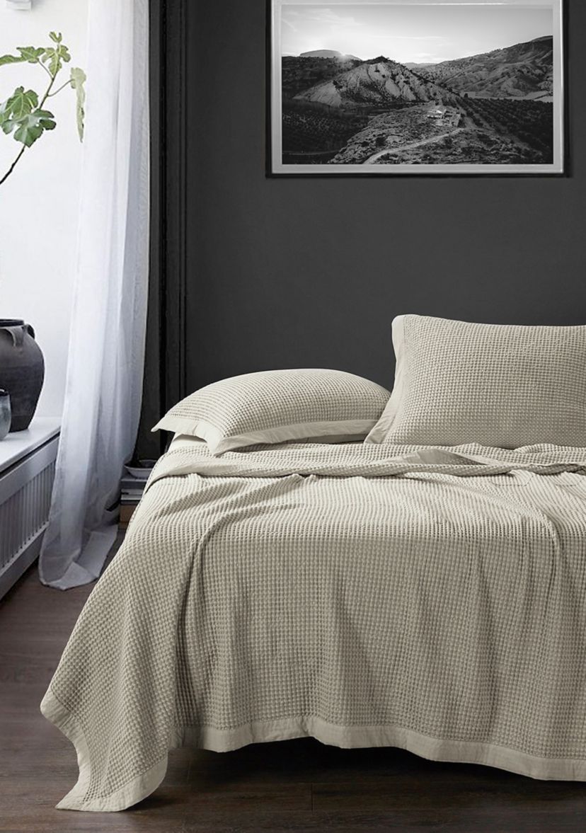Waffle Weave Cotton Coverlet