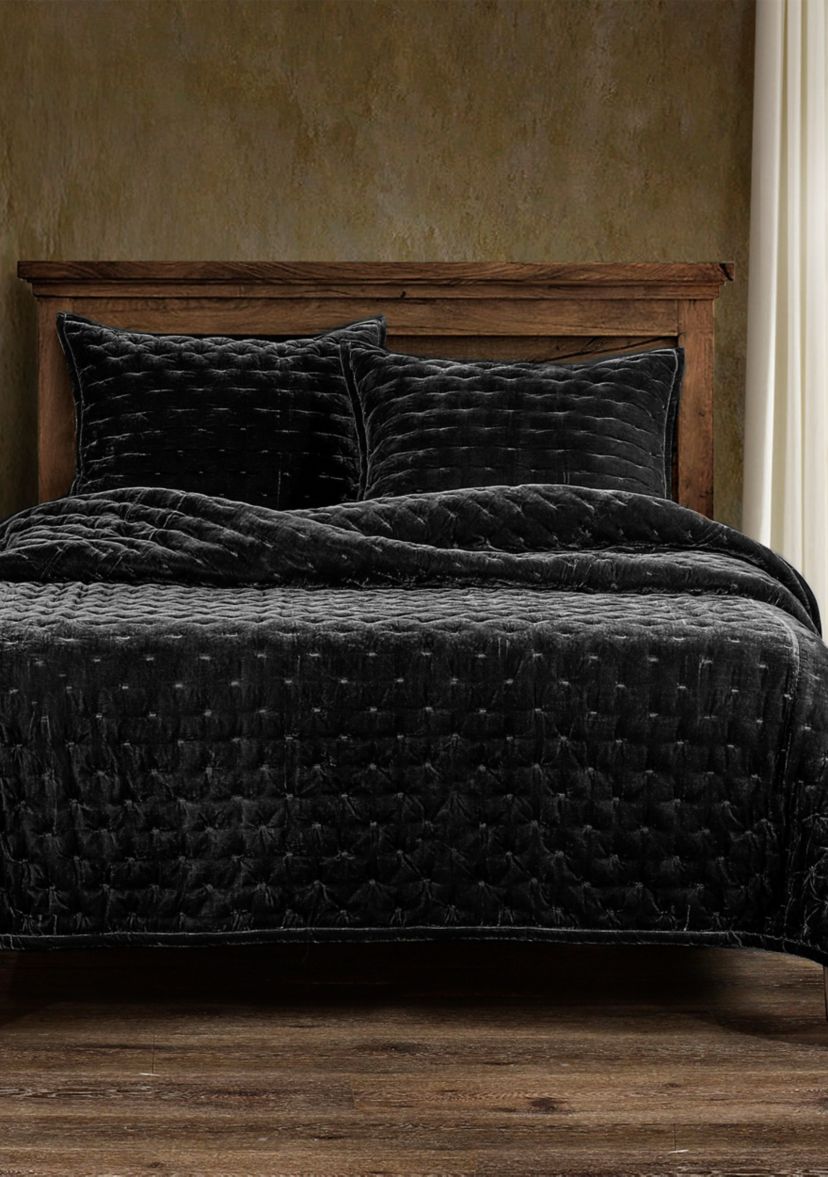 HiEnd Accents Stella Solid Color Faux Silk Velvet Romantic Modern Rustic 1 Piece Quilt