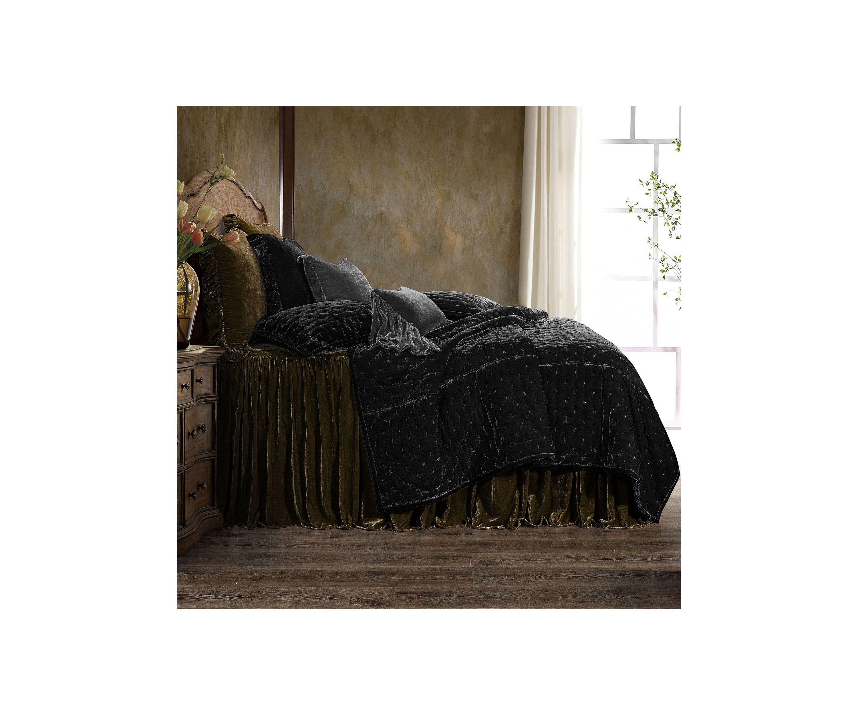 HiEnd Accents Stella Solid Color Faux Silk Velvet Romantic Modern Rustic 1 Piece Quilt