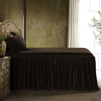 HiEnd Accents Stella Faux Silk Velvet Ruffle Skirt Bedspread Set with Pillow Shams, King/California King