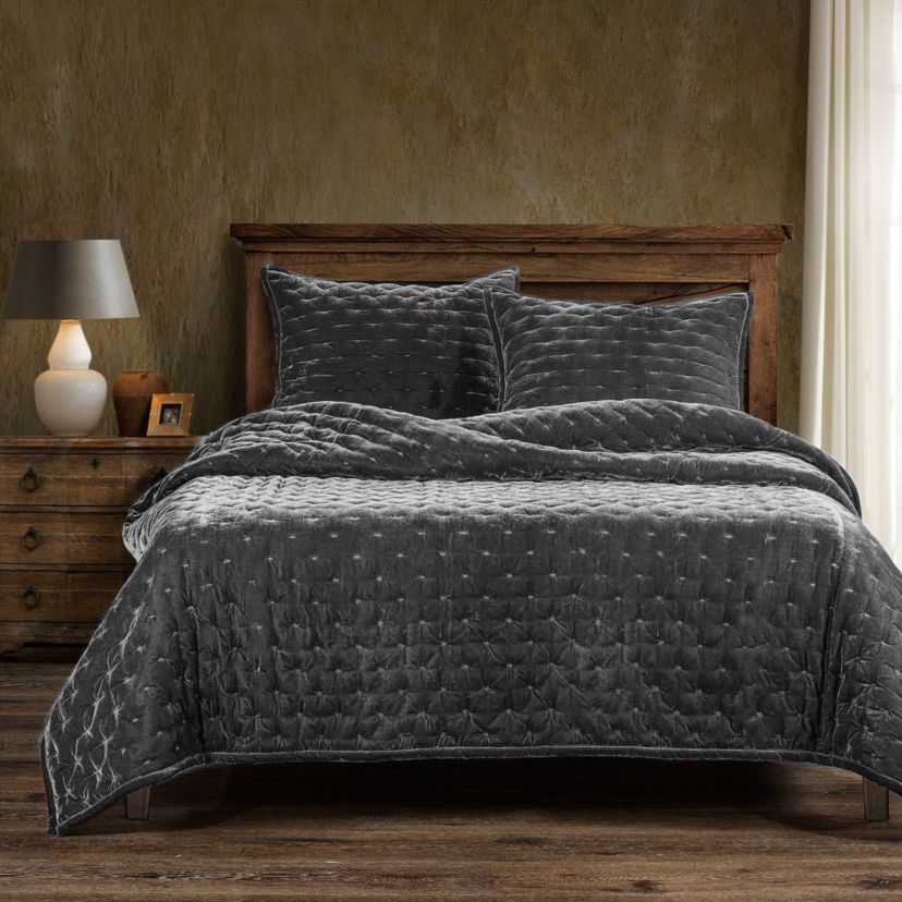 HiEnd Accents Stella Solid Color Faux Silk Velvet Romantic Modern Rustic 3 Piece Quilt Set with Pillow Shams