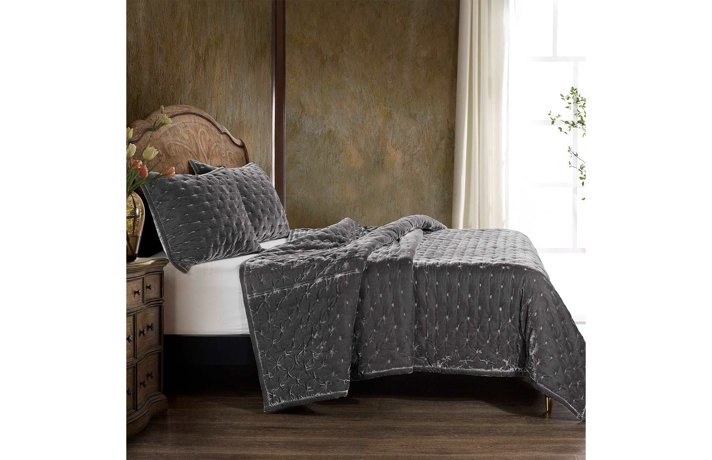 HiEnd Accents Stella Solid Color Faux Silk Velvet Romantic Modern Rustic 3 Piece Quilt Set with Pillow Shams