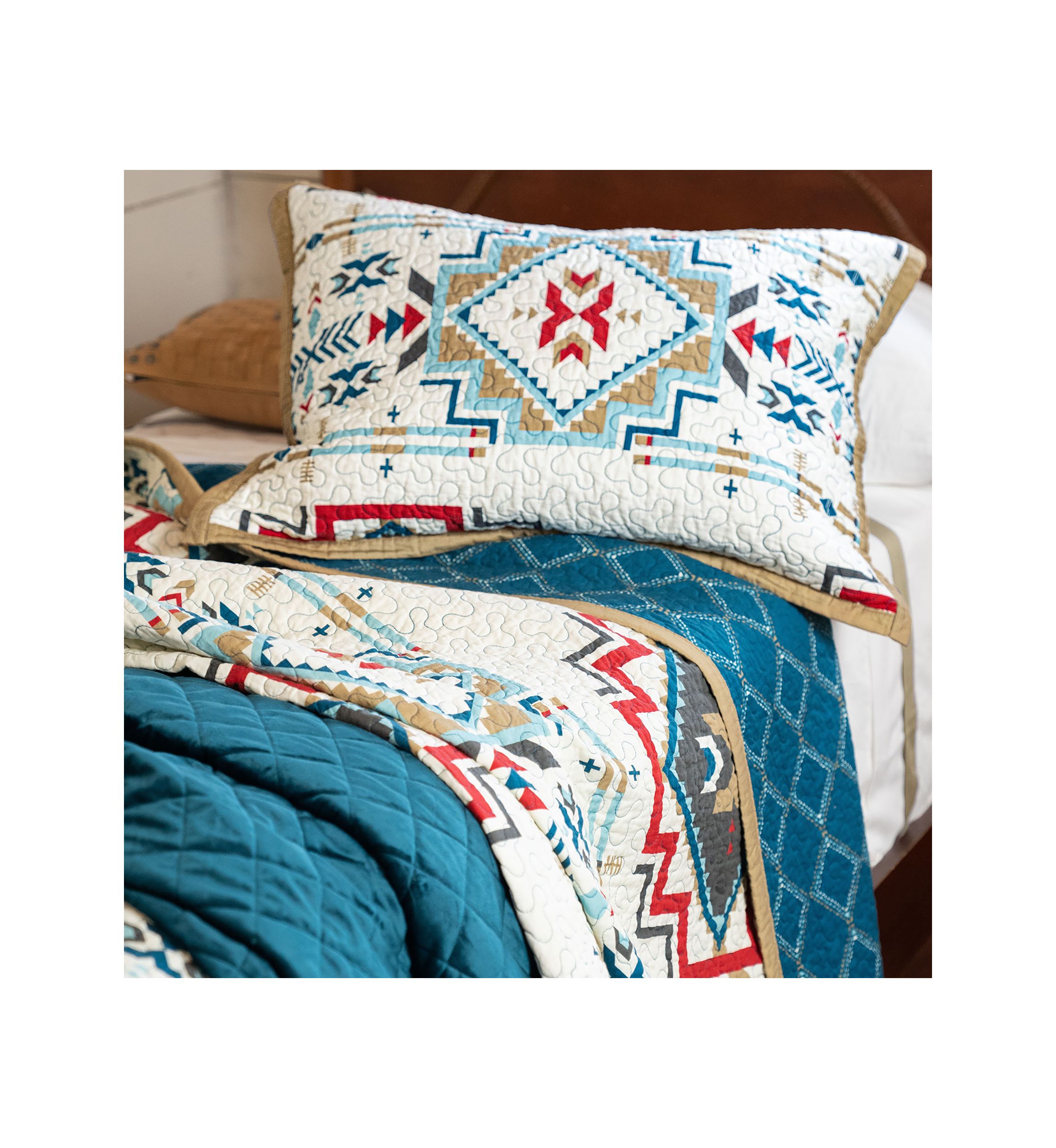 Spirit Valley Reversible Quilt Set