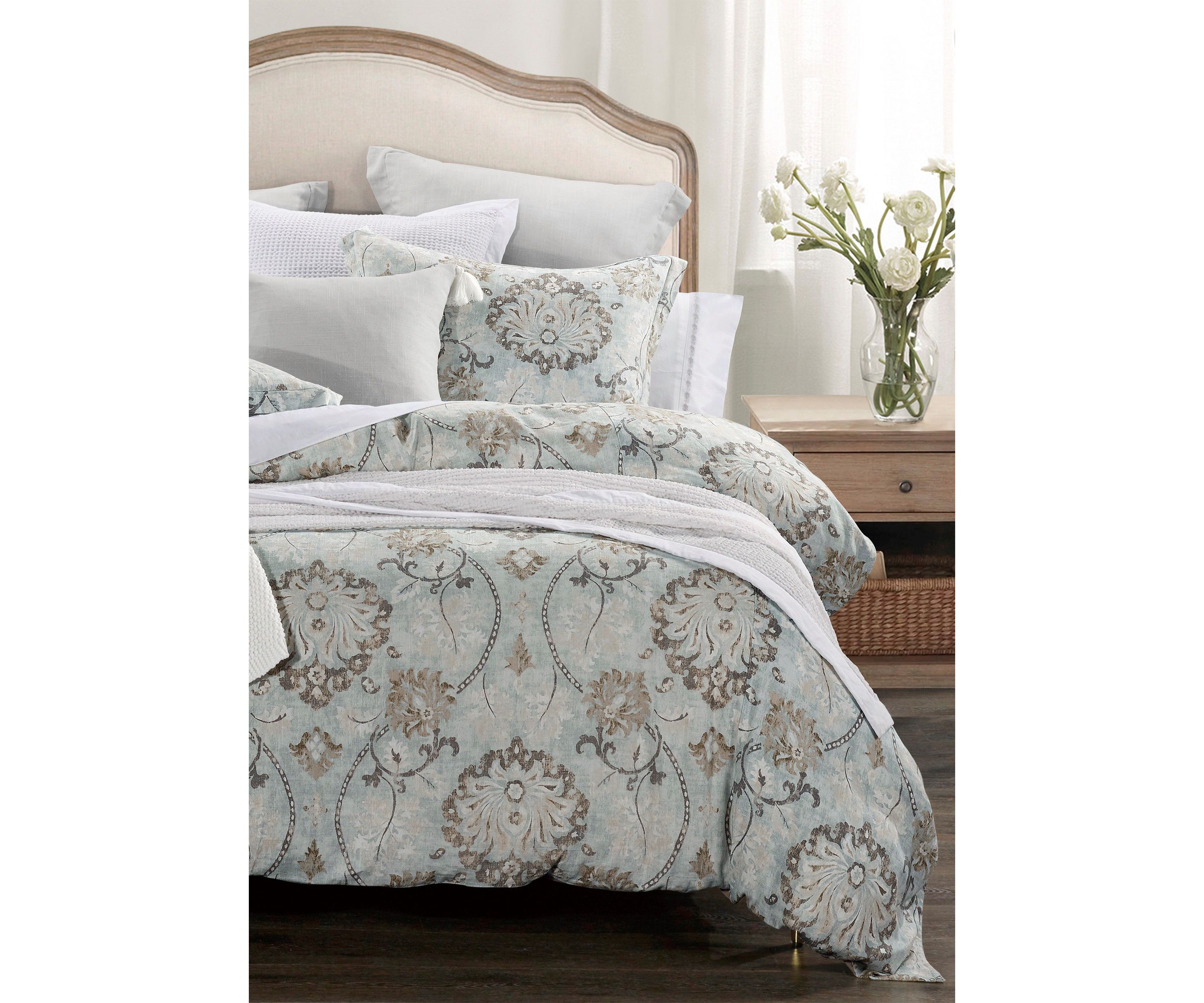 Dalia Victorian Floral Duvet Cover Set, 3 Piece
