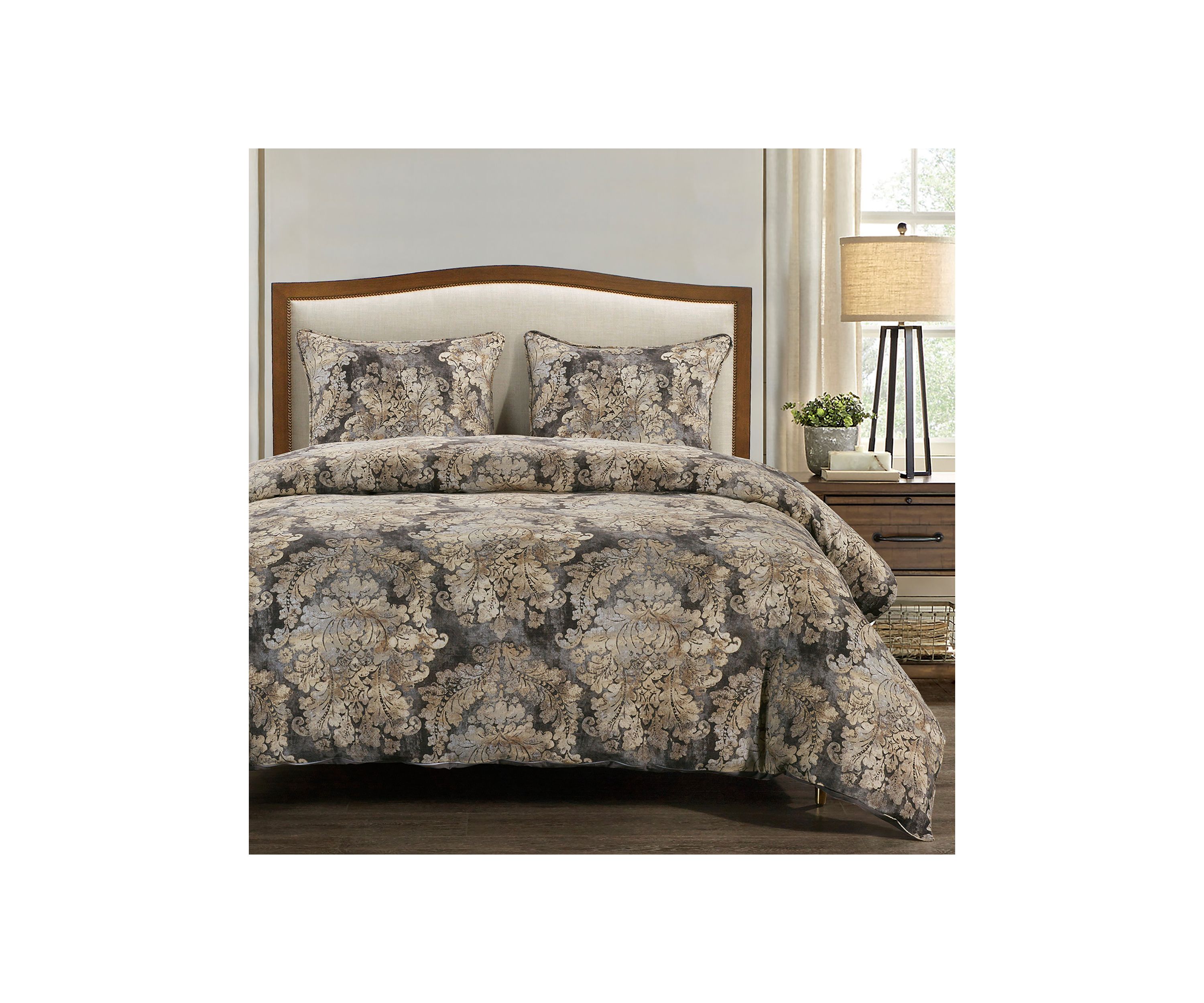 Victoria Damask Bedding Set