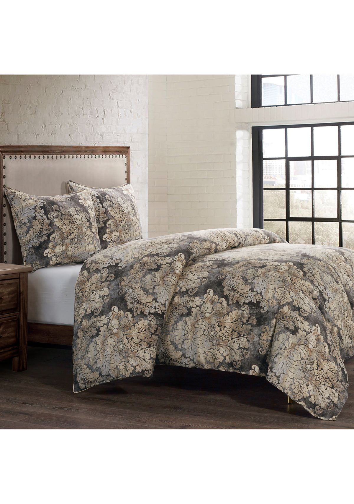 Victoria Damask Bedding Set