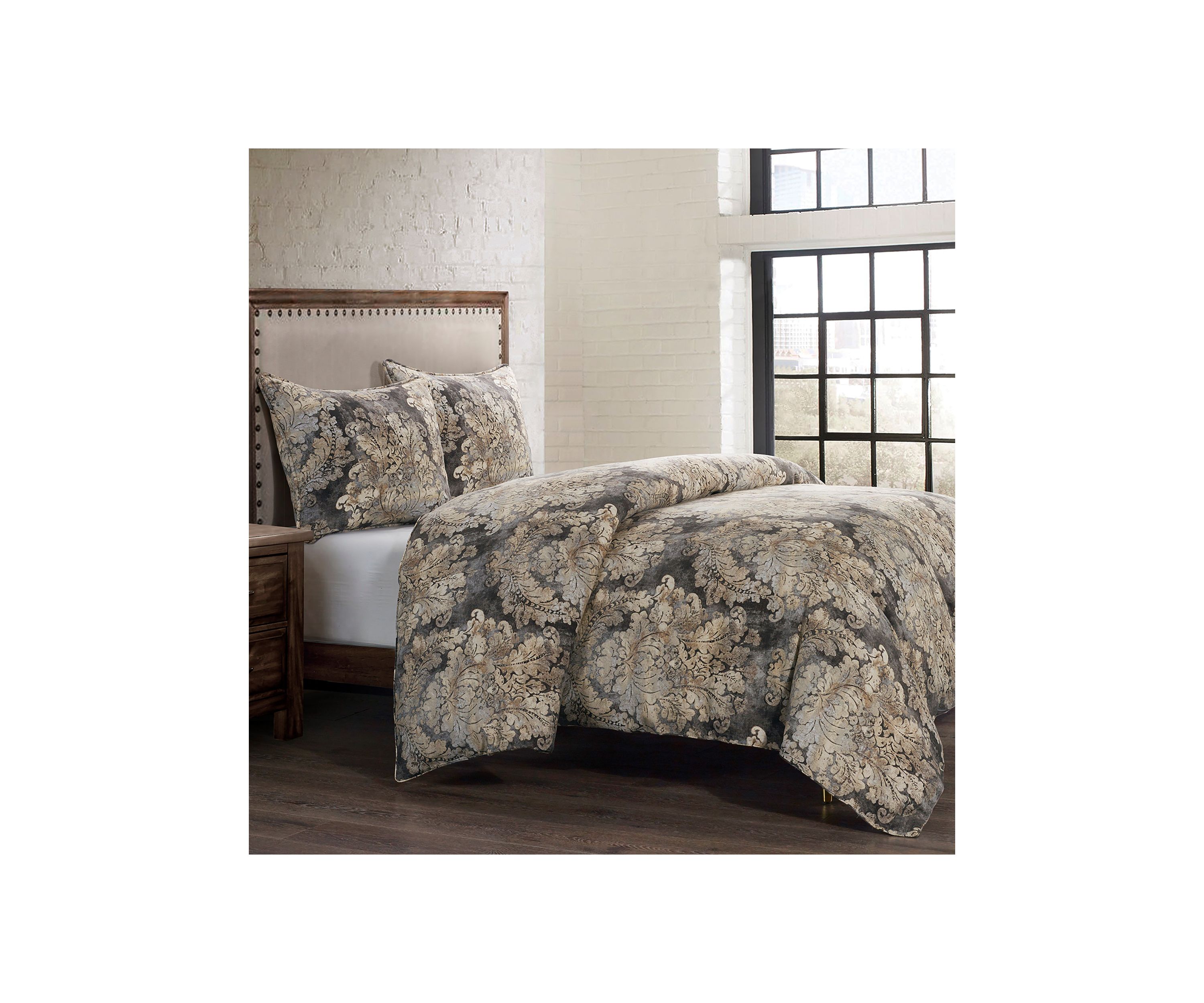 Victoria Damask Bedding Set