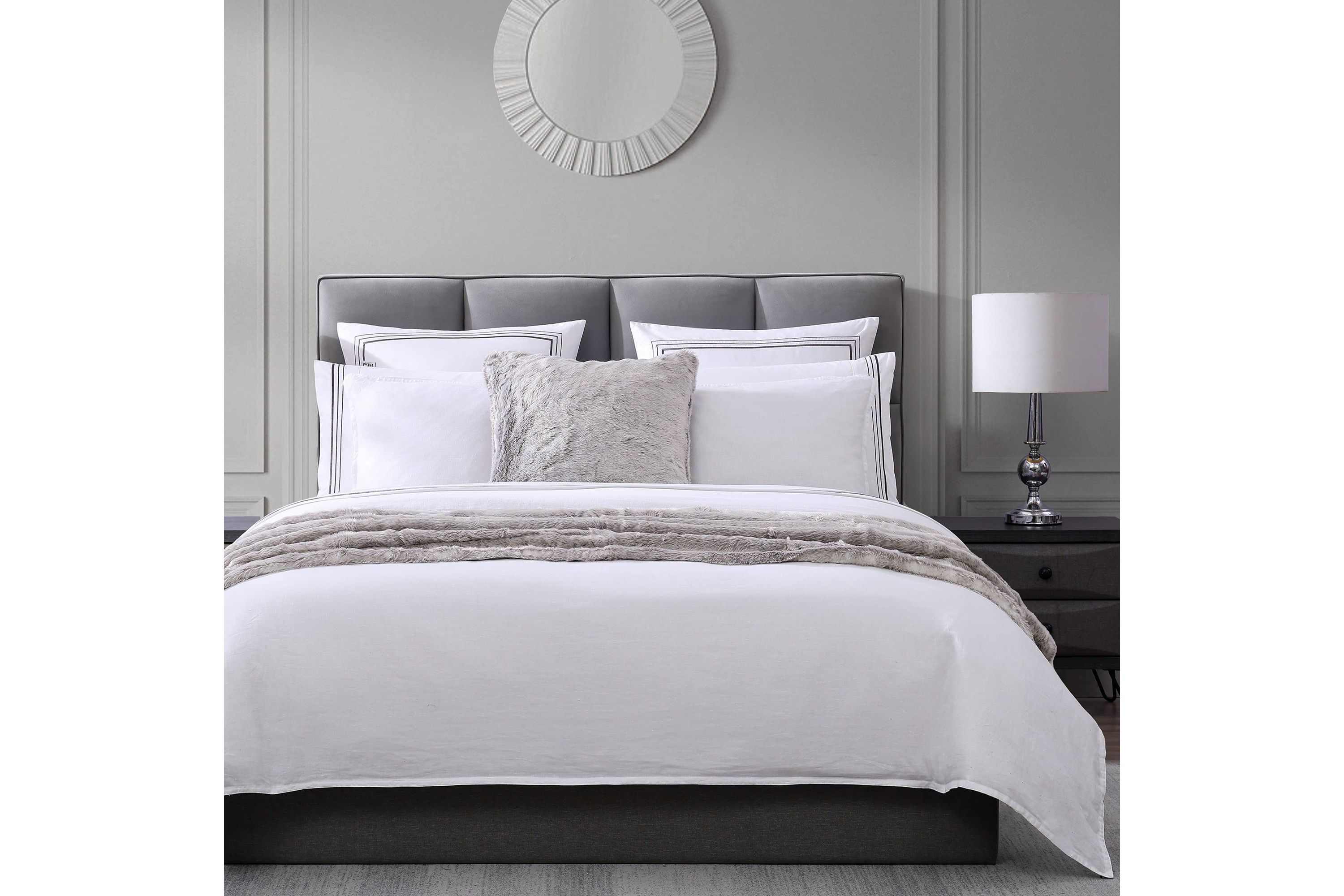 Embroidered Border Sheet Set