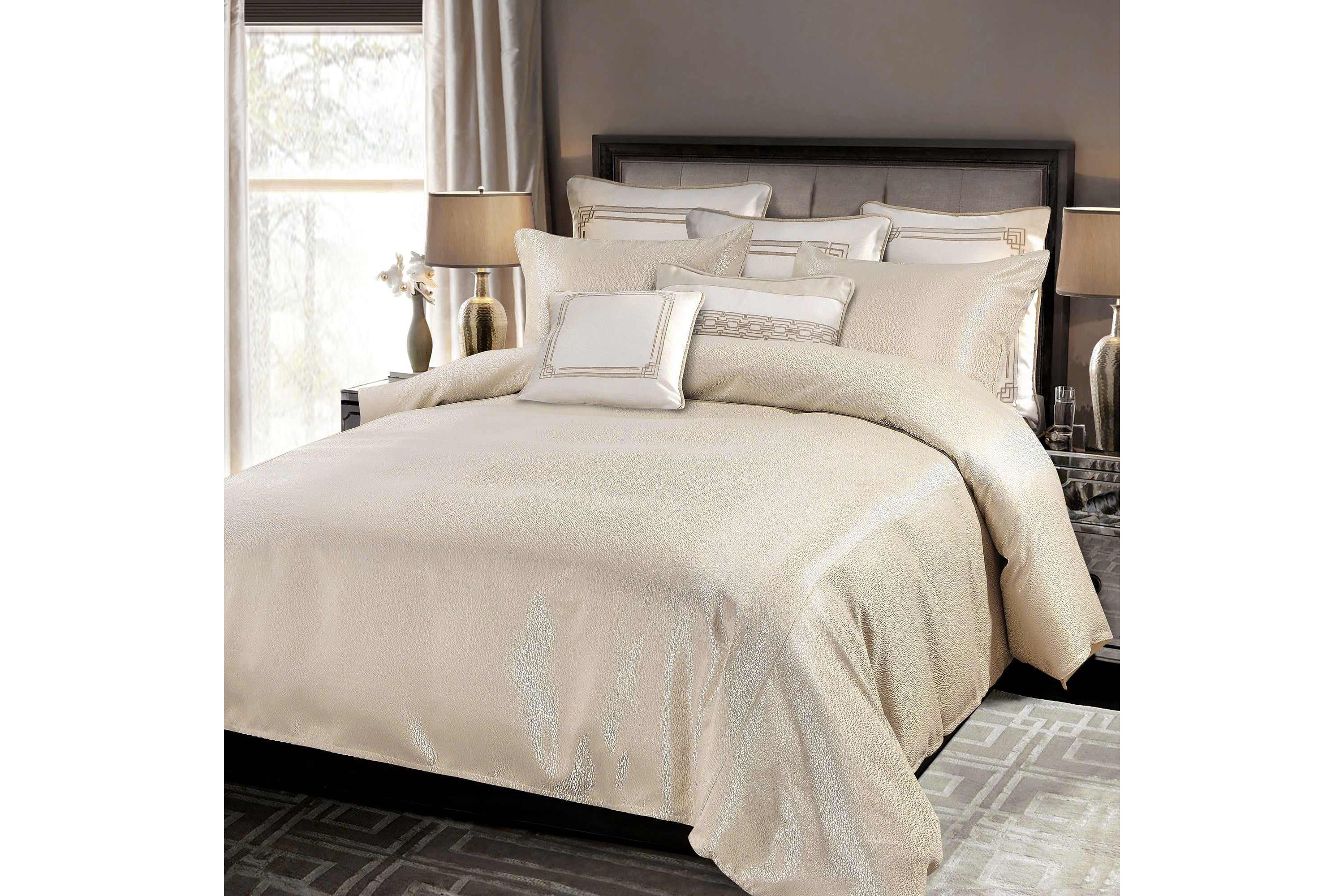 Marilyn Modern Bubble Metallic Jacquard Comforter Set, 3-Piece