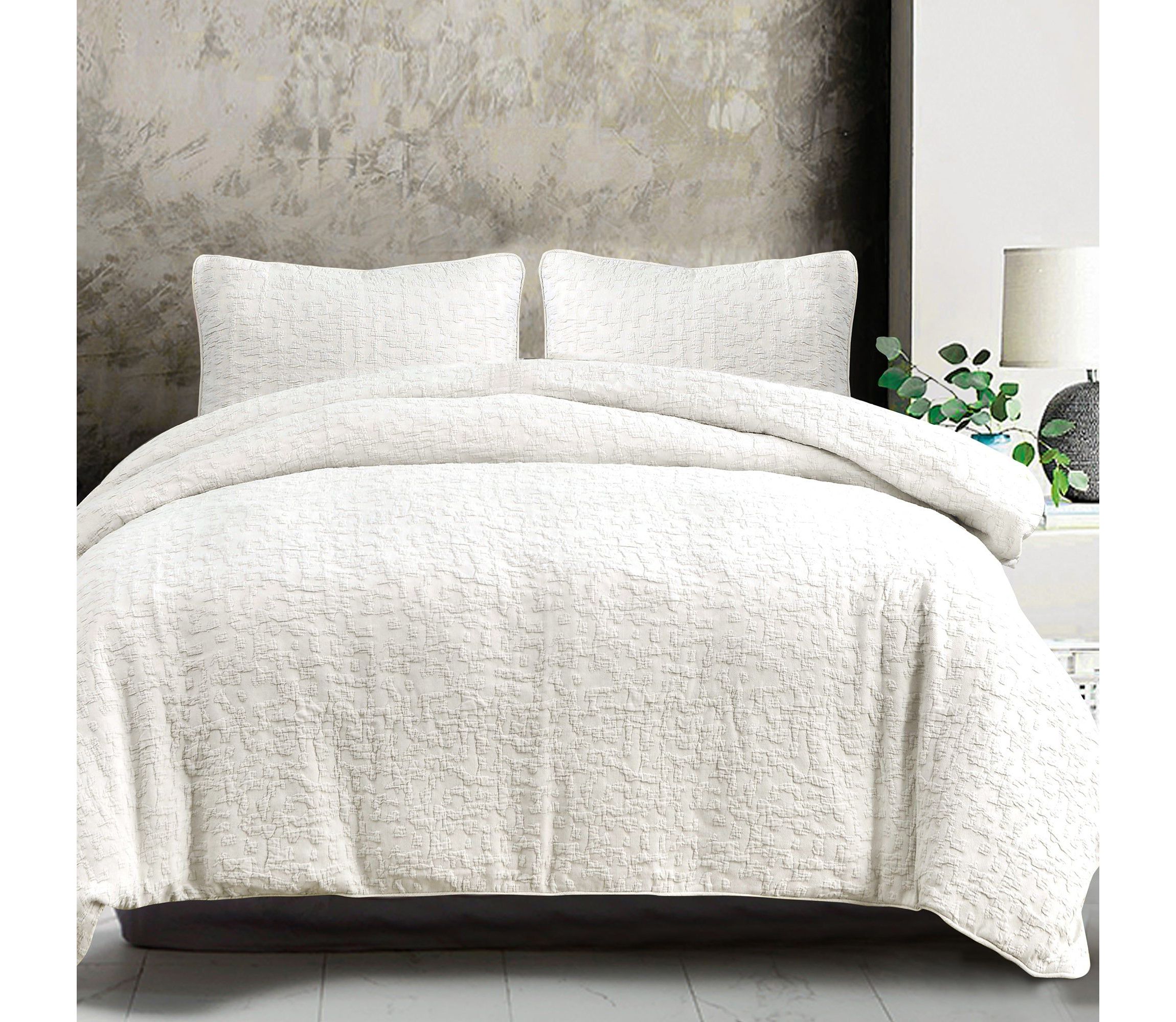 Porto Matelassé Duvet Cover Set