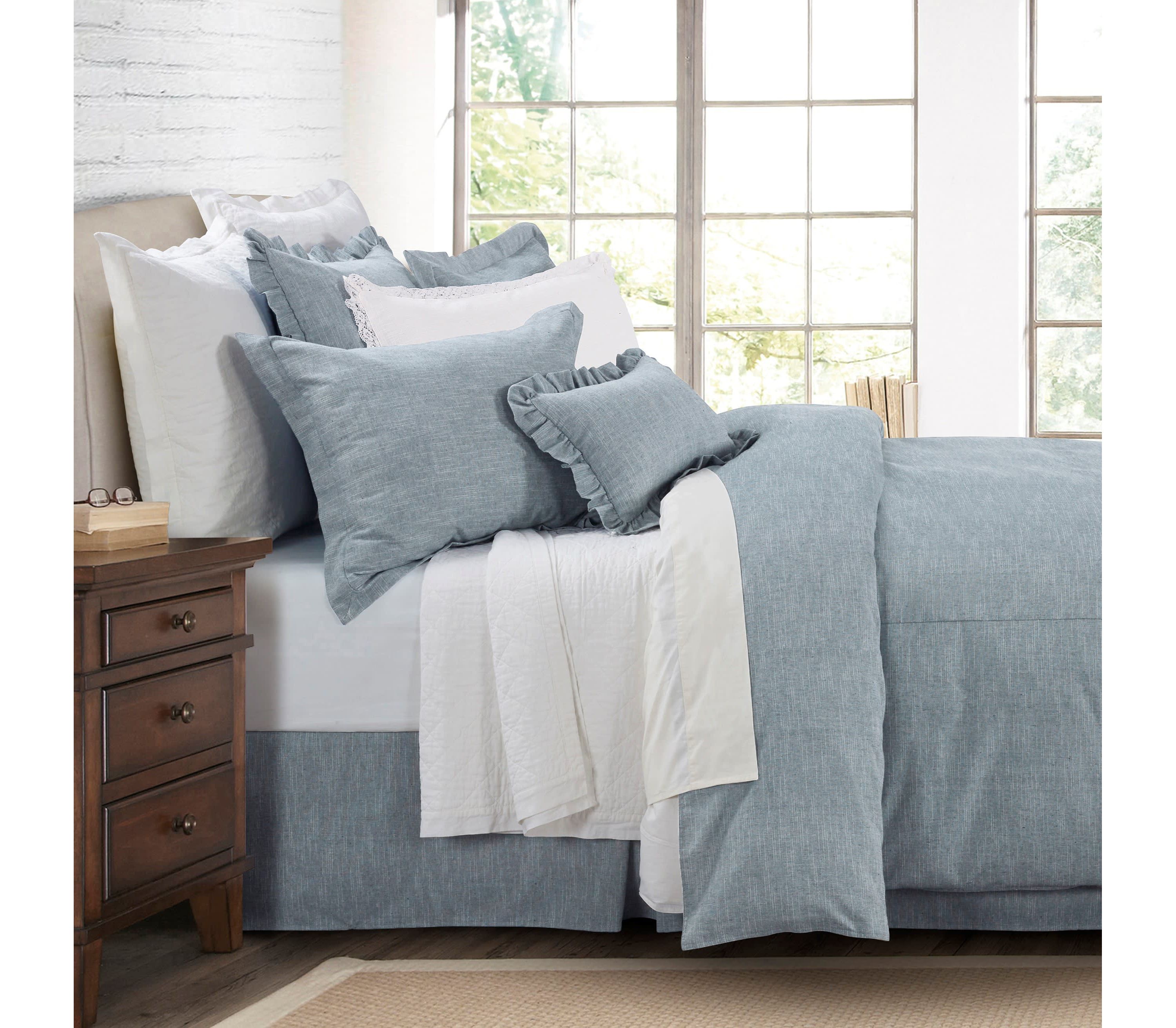 Chambray Comforter Set