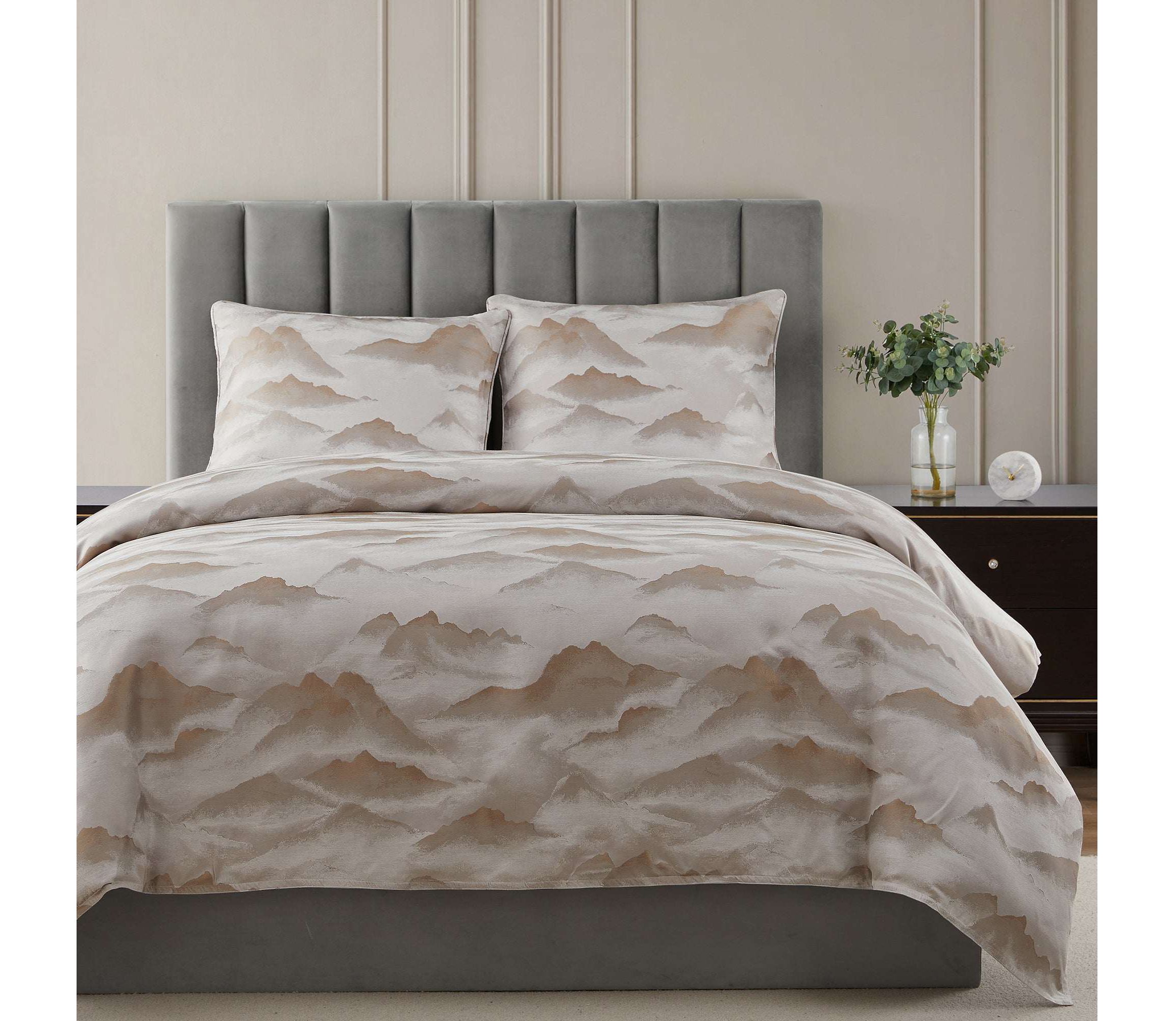 Serenity Modern Jacquard Comforter Set, 3-Piece