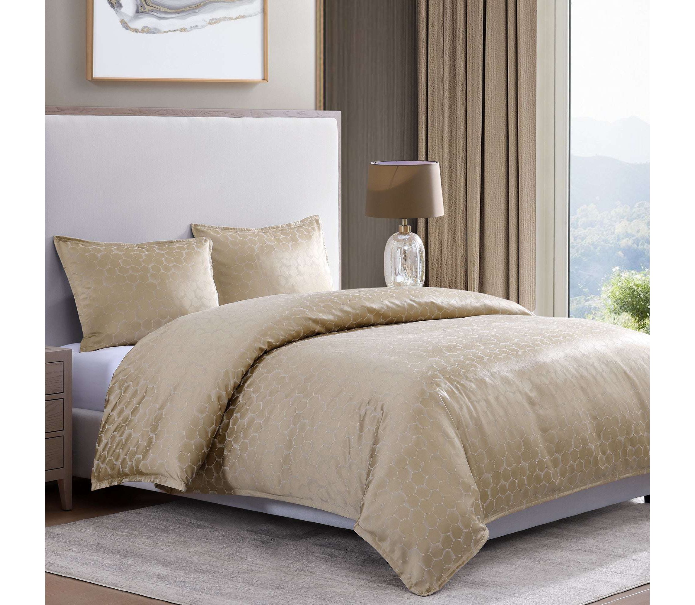 Honeycomb Jacquard Comforter Set, 3-Piece