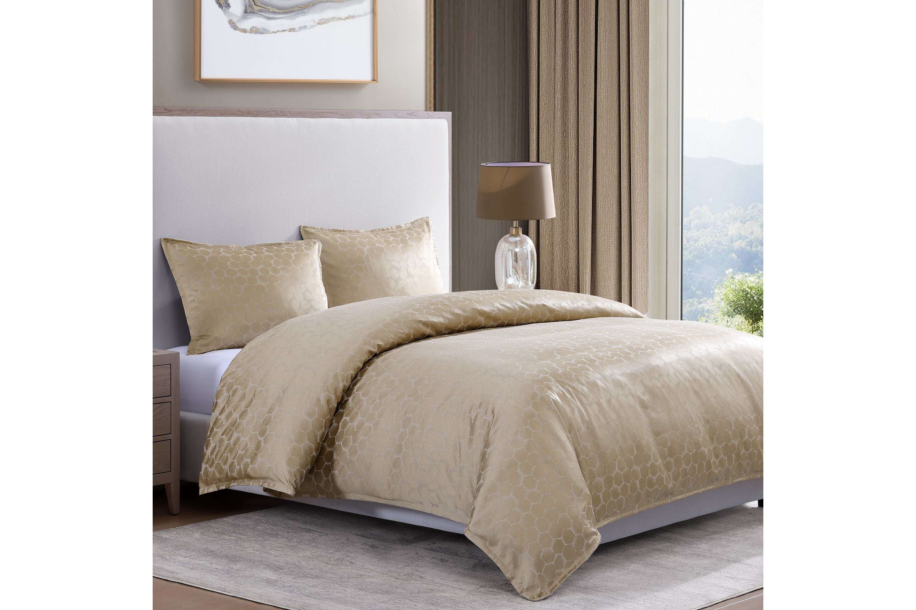 Honeycomb Jacquard Comforter Set, 3-Piece