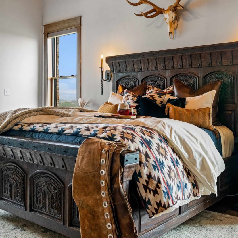 Tasha Polizzi for Paseo Road Mariella Western Aztec Chenille 3 Piece Duvet Cover Set