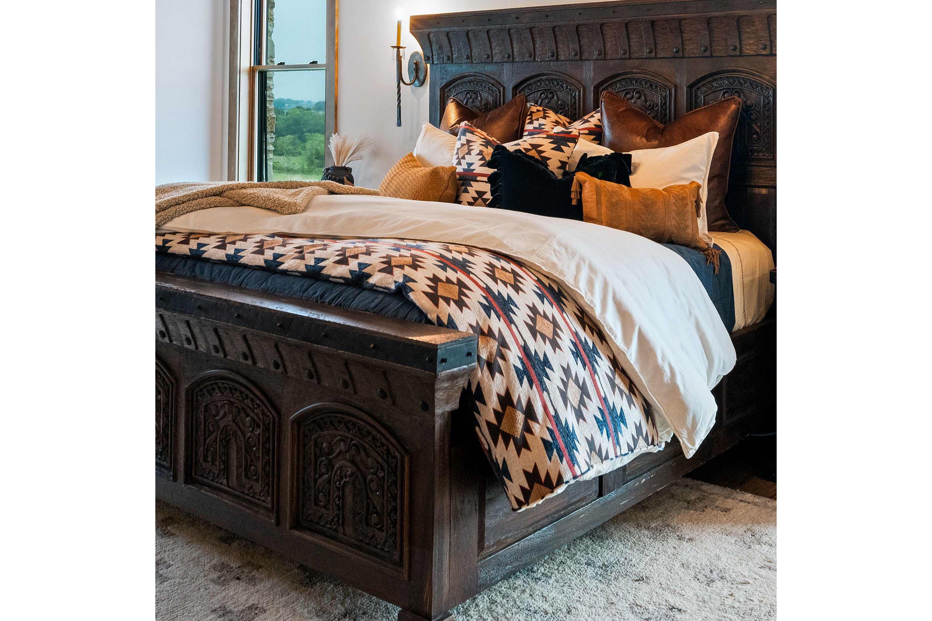 Tasha Polizzi for Paseo Road Mariella Western Aztec Chenille 3 Piece Duvet Cover Set