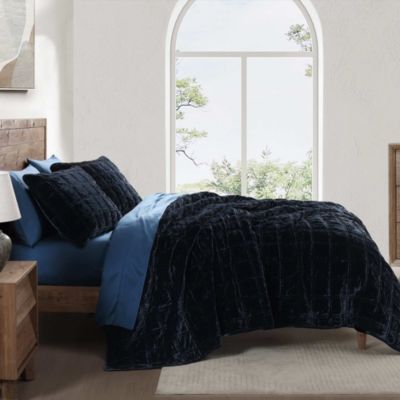 HiEnd Accents Stella Faux Silk Velvet Double Box Stitch Modern Rustic 3 Piece Quilt Set, Blue, King/California King