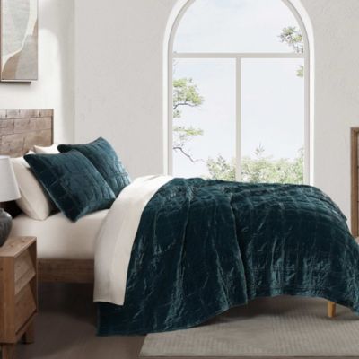 HiEnd Accents Stella Faux Silk Velvet Double Box Stitch Modern Rustic 3 Piece Quilt Set, Blue, Full/Queen